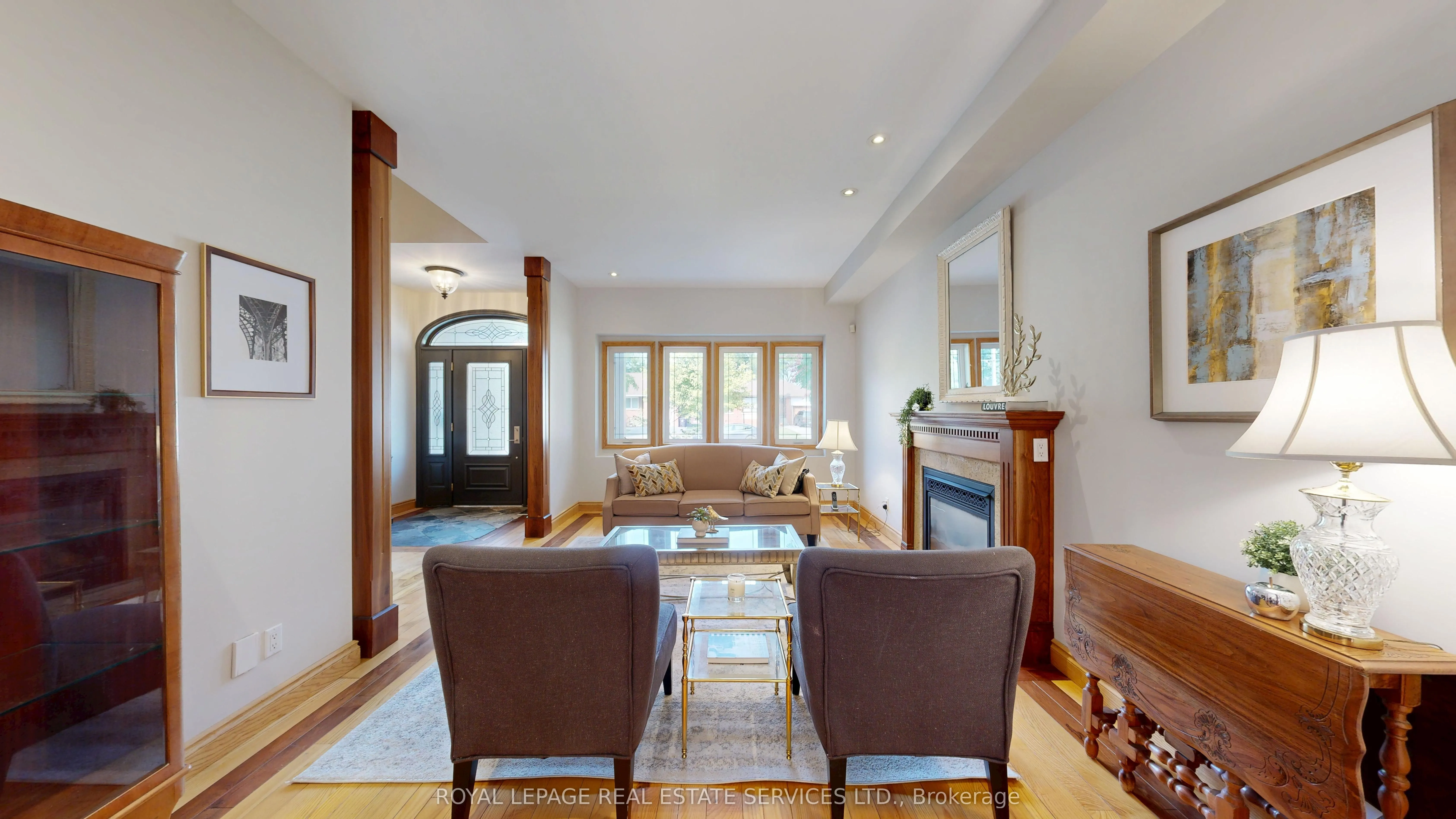 105 Botfield Avenue