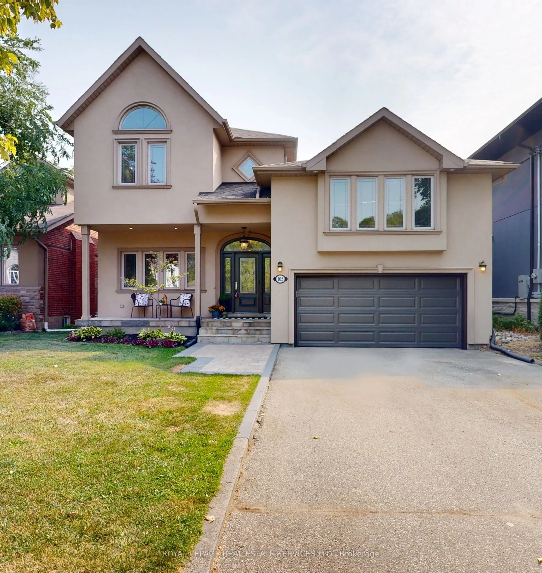 105 Botfield Avenue