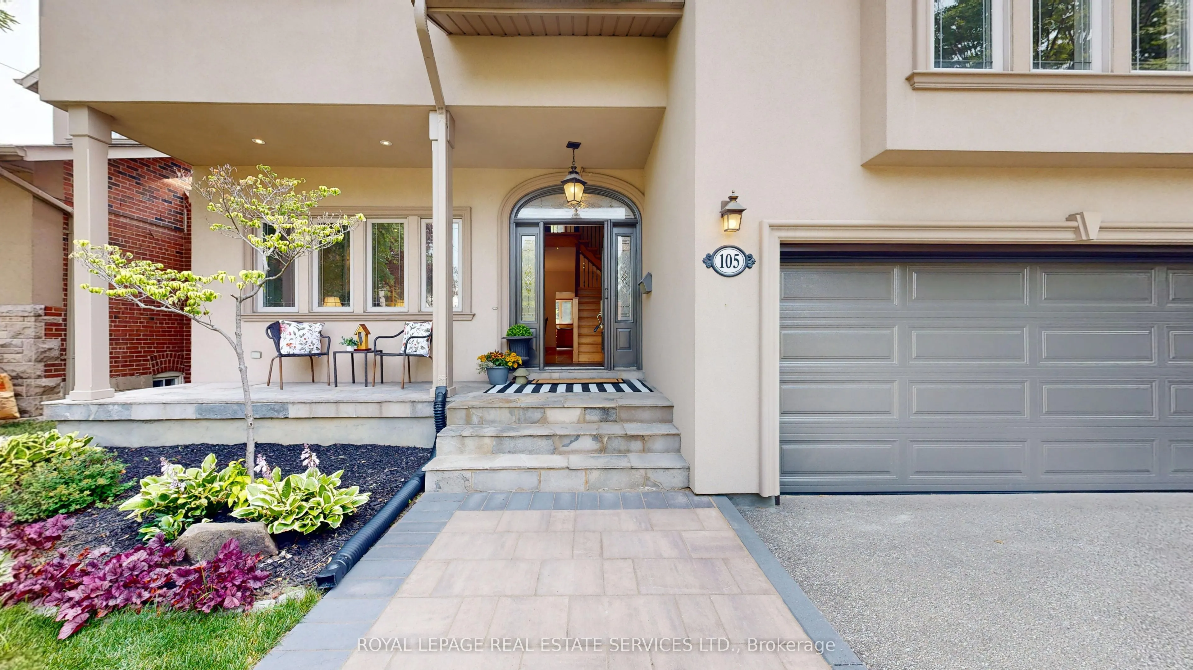 105 Botfield Avenue