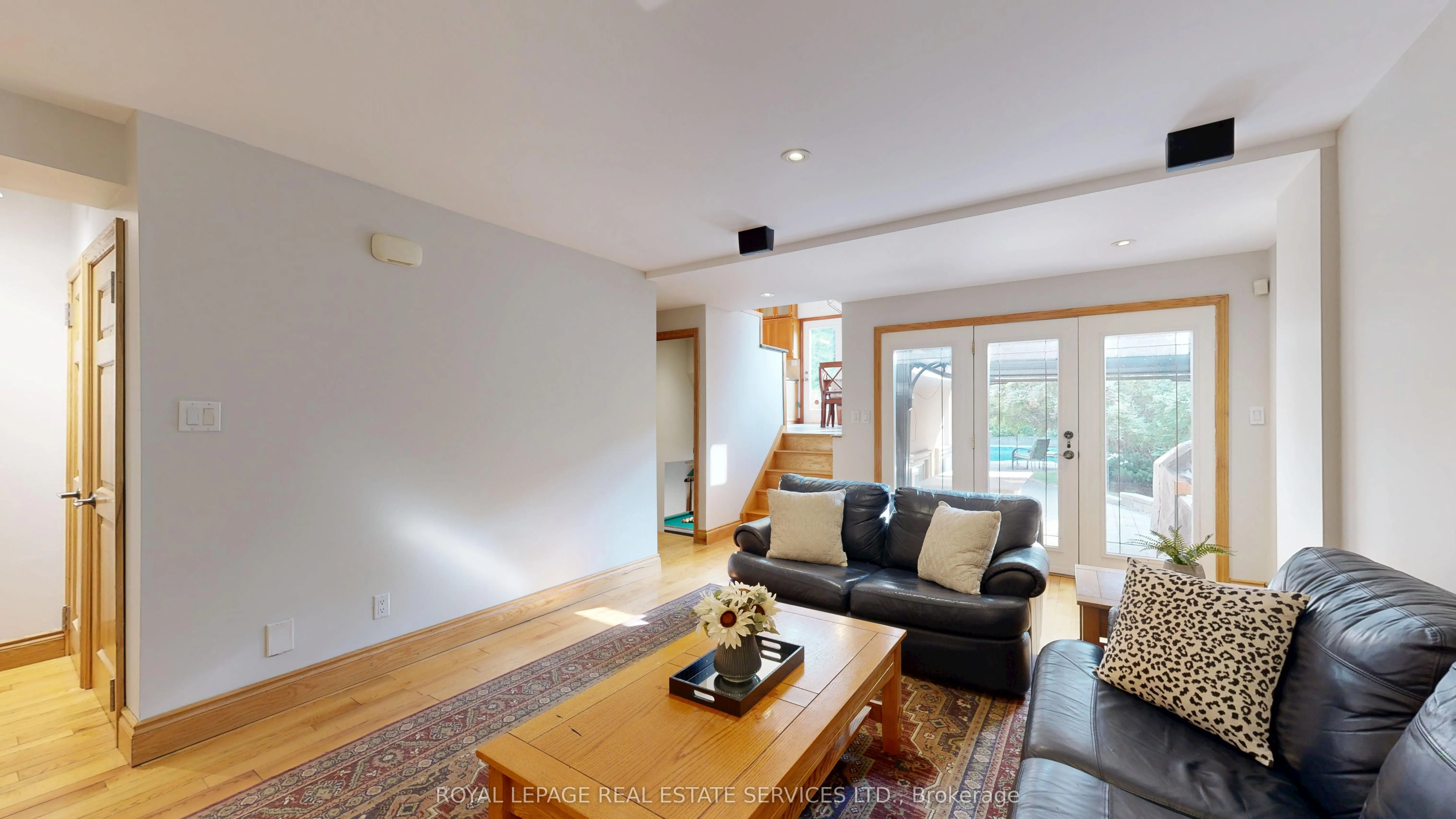 105 Botfield Avenue