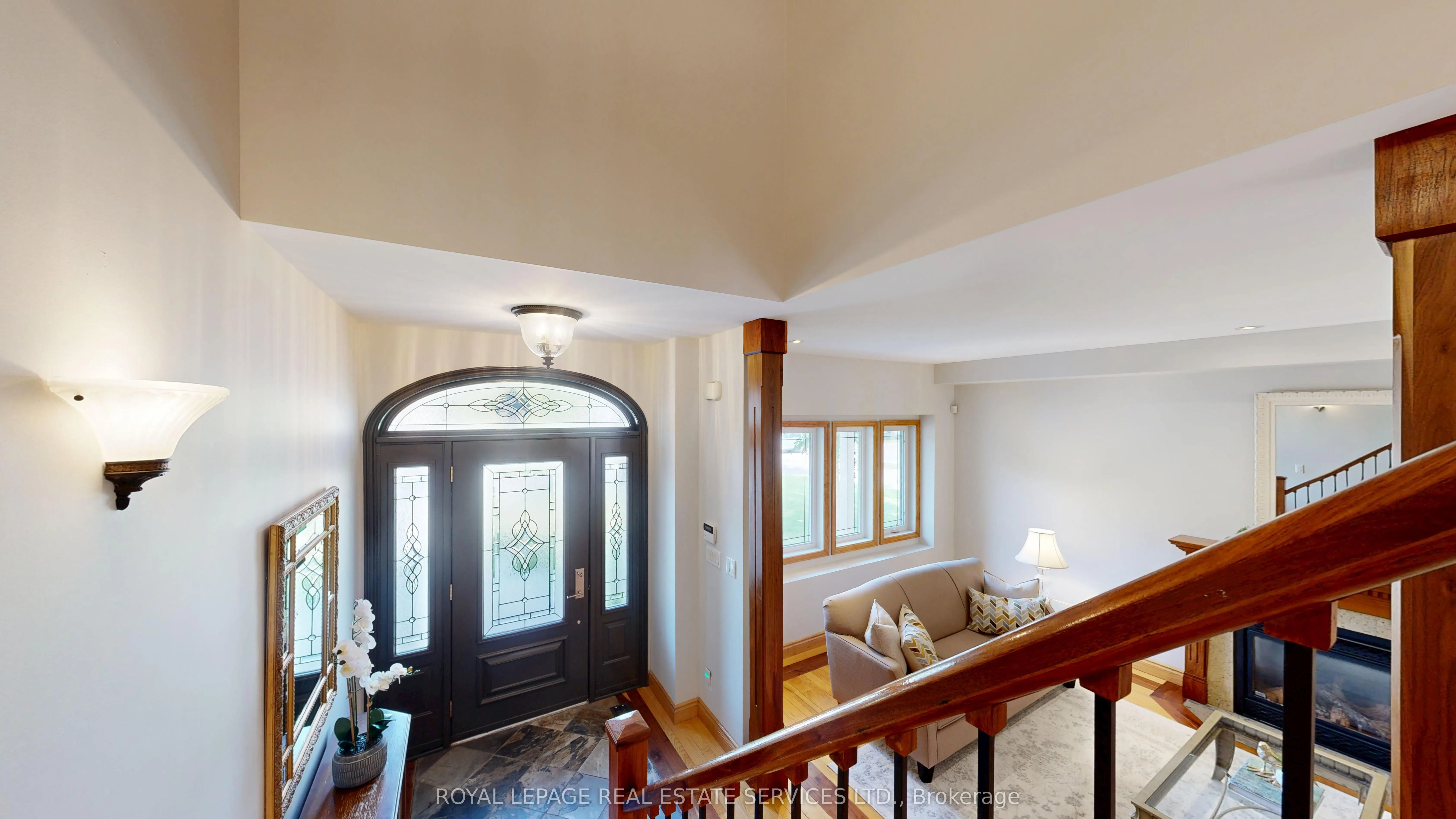 105 Botfield Avenue