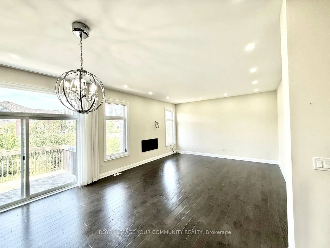 3186 Hines Drive