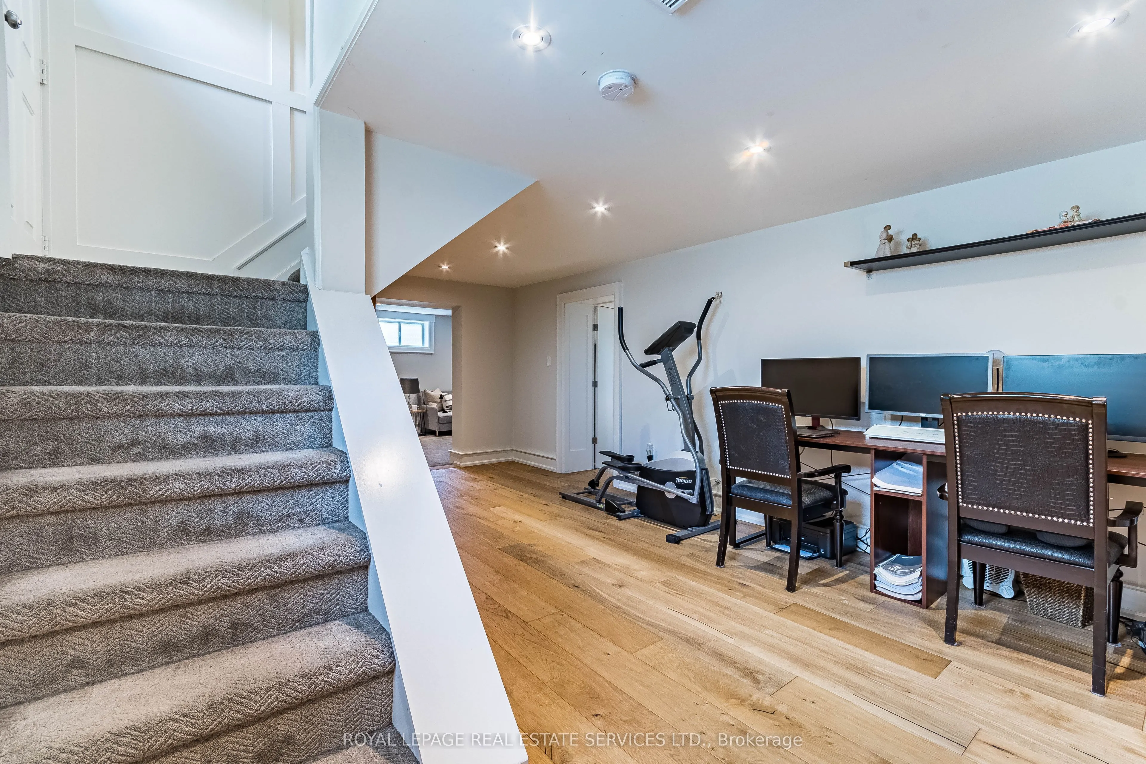 42 Glen Agar Drive