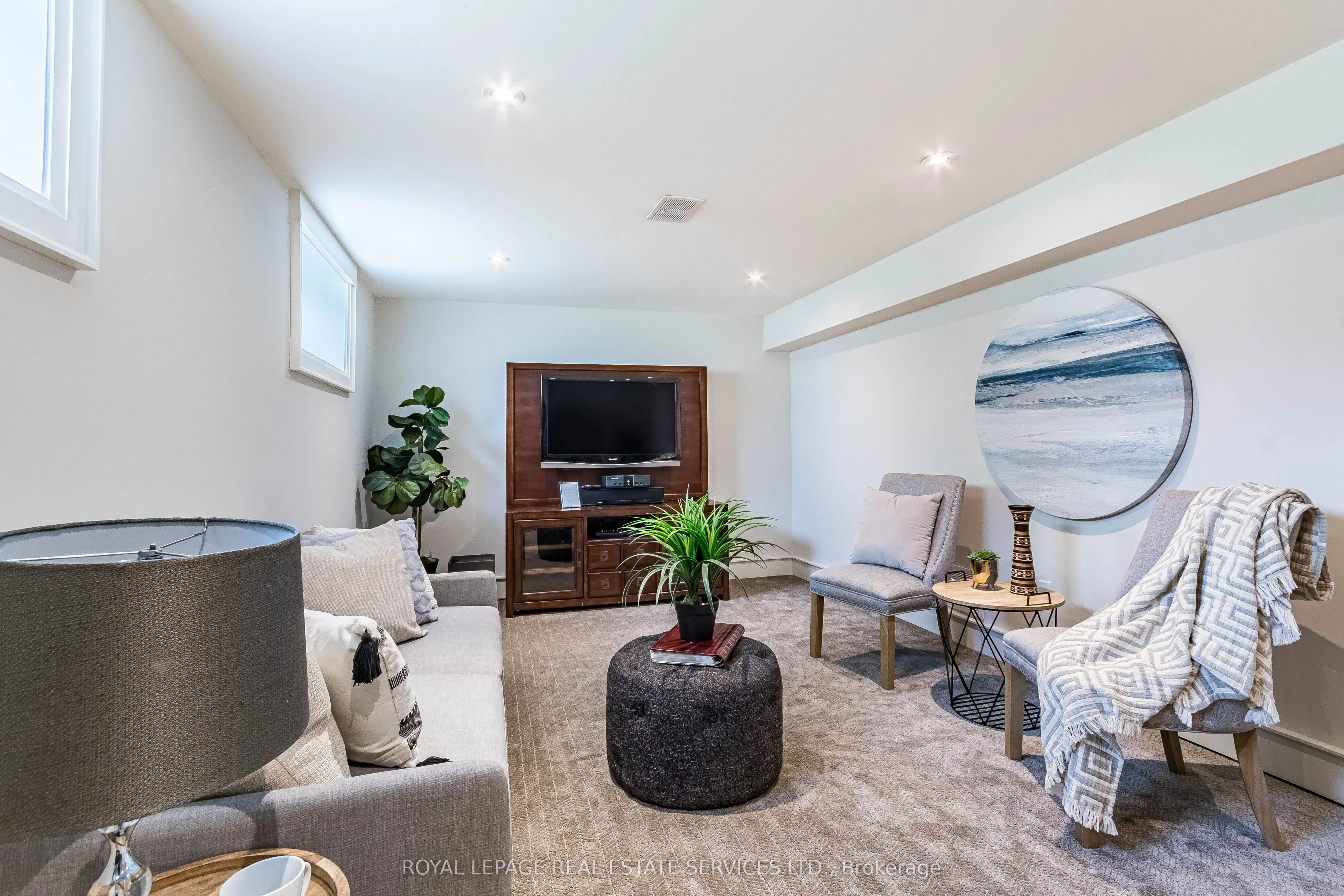 42 Glen Agar Drive