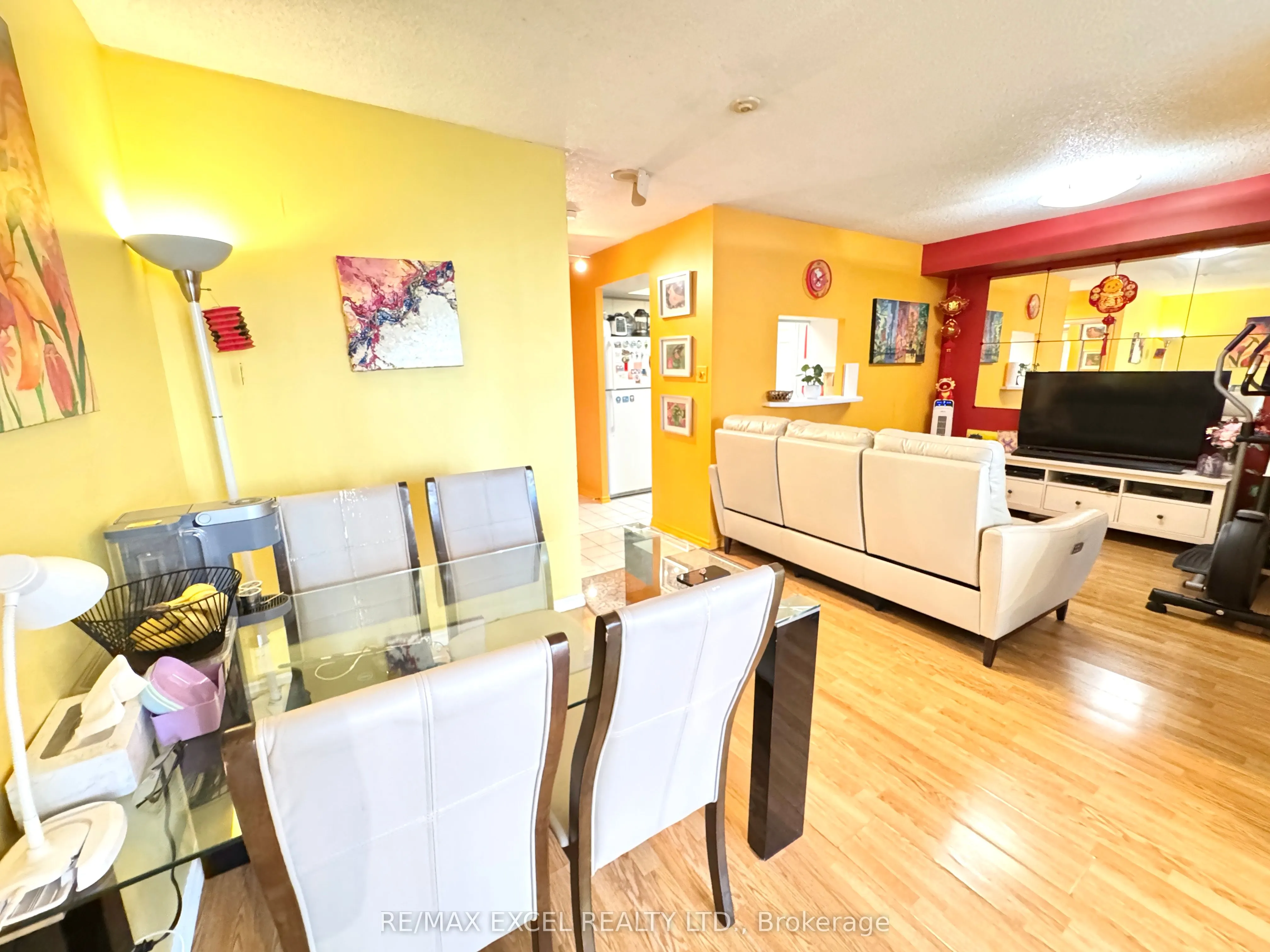 285 Enfield Place, #1412
