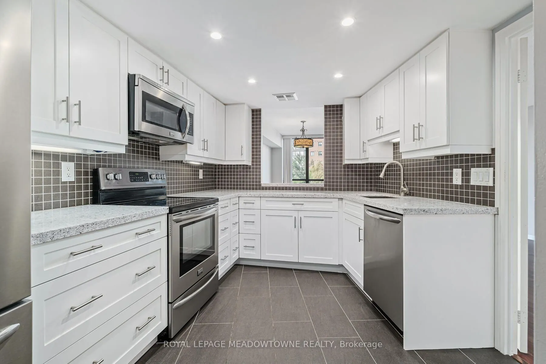 1230 Marlborough Court, #506