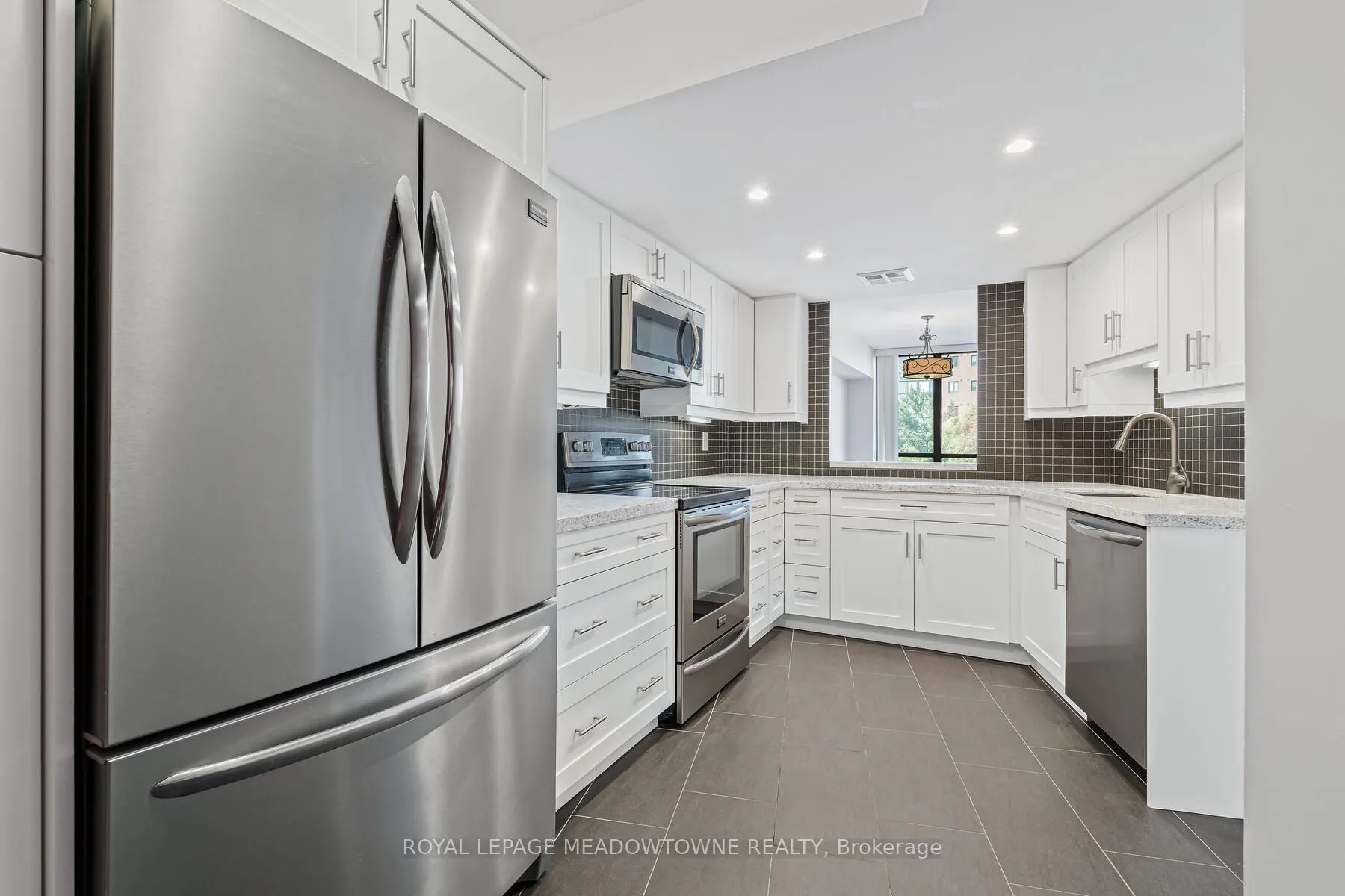 1230 Marlborough Court, #506