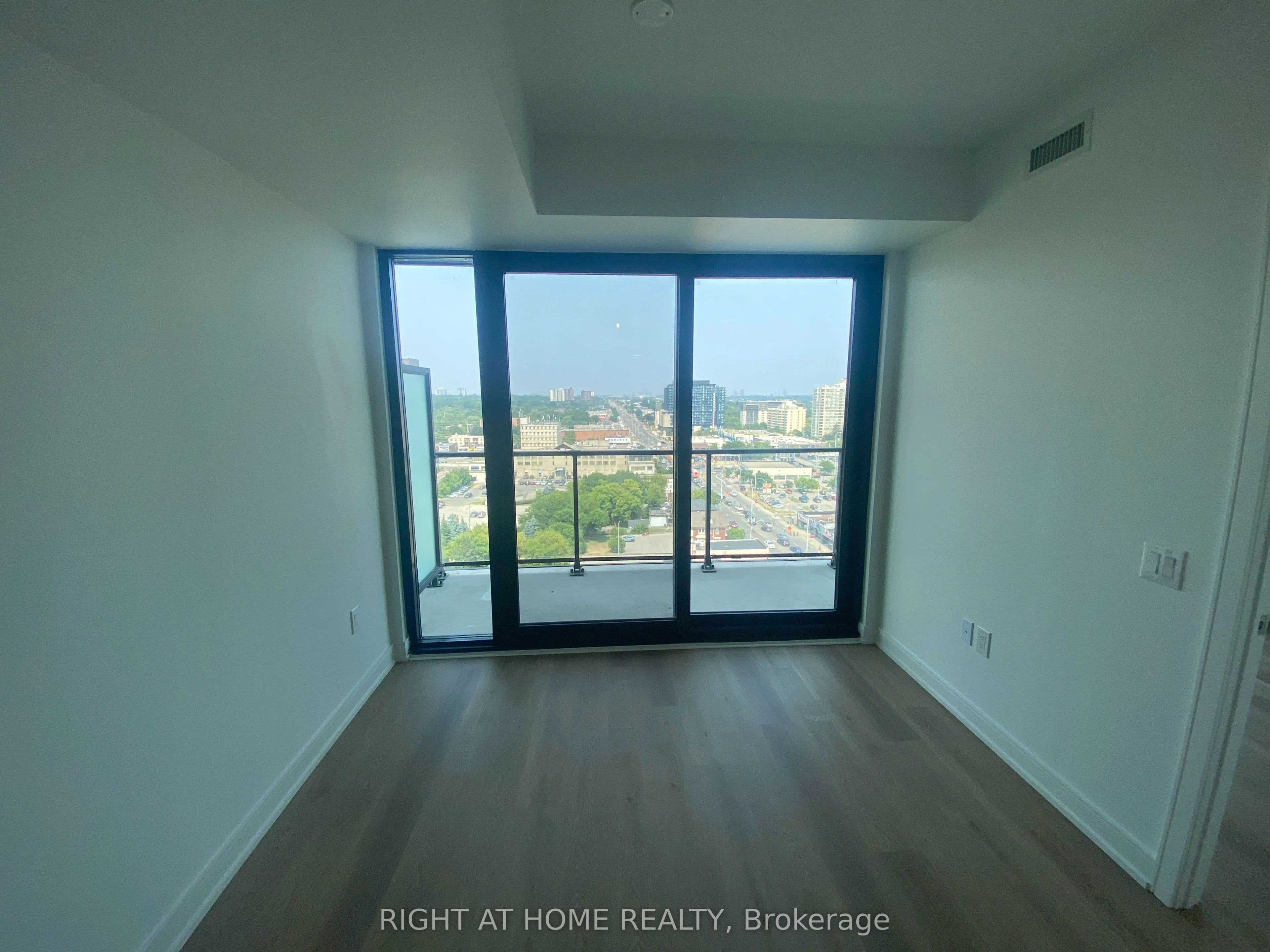 3009 Novar Road, #1302