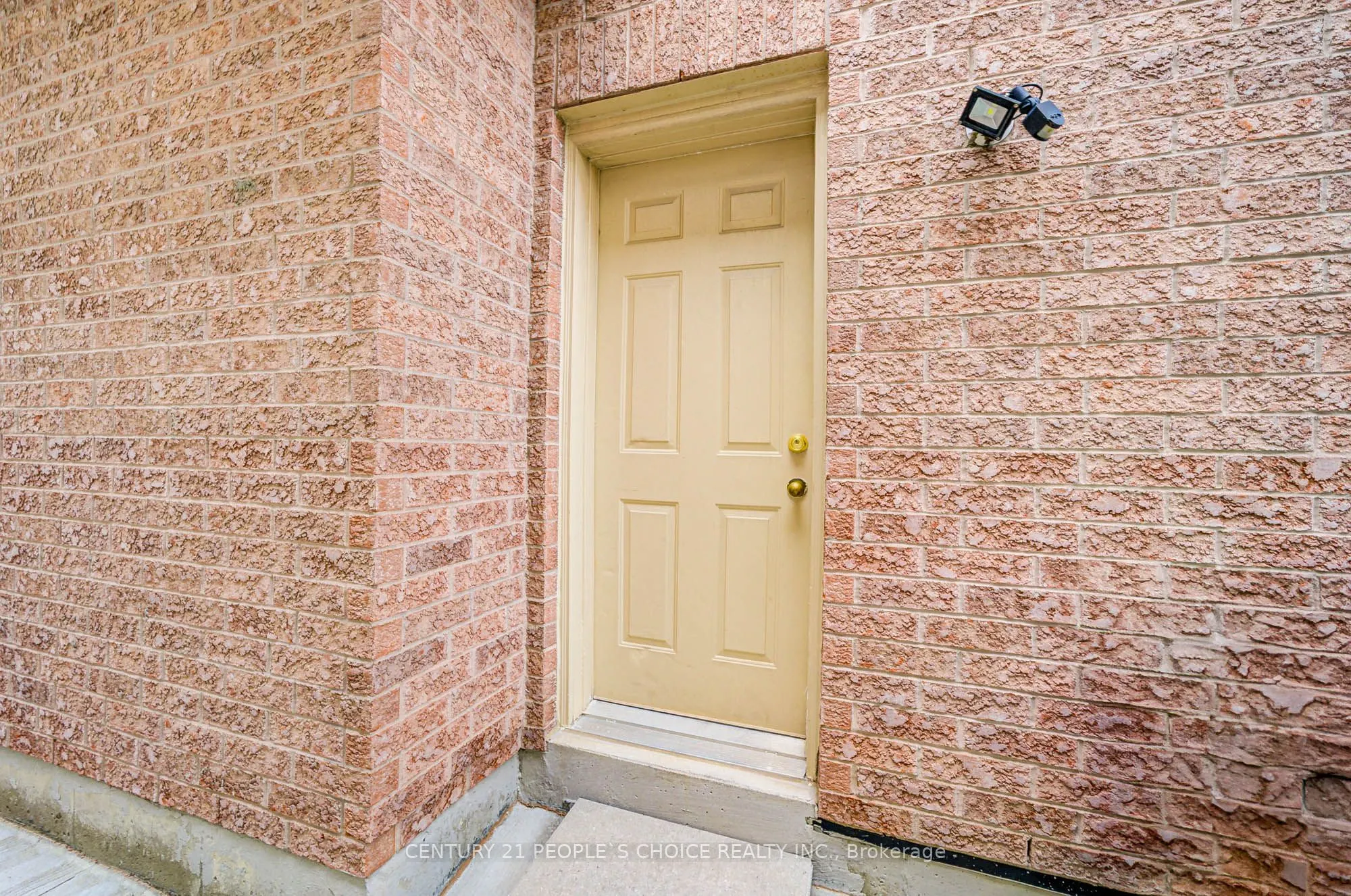 7 Heathbrook Avenue