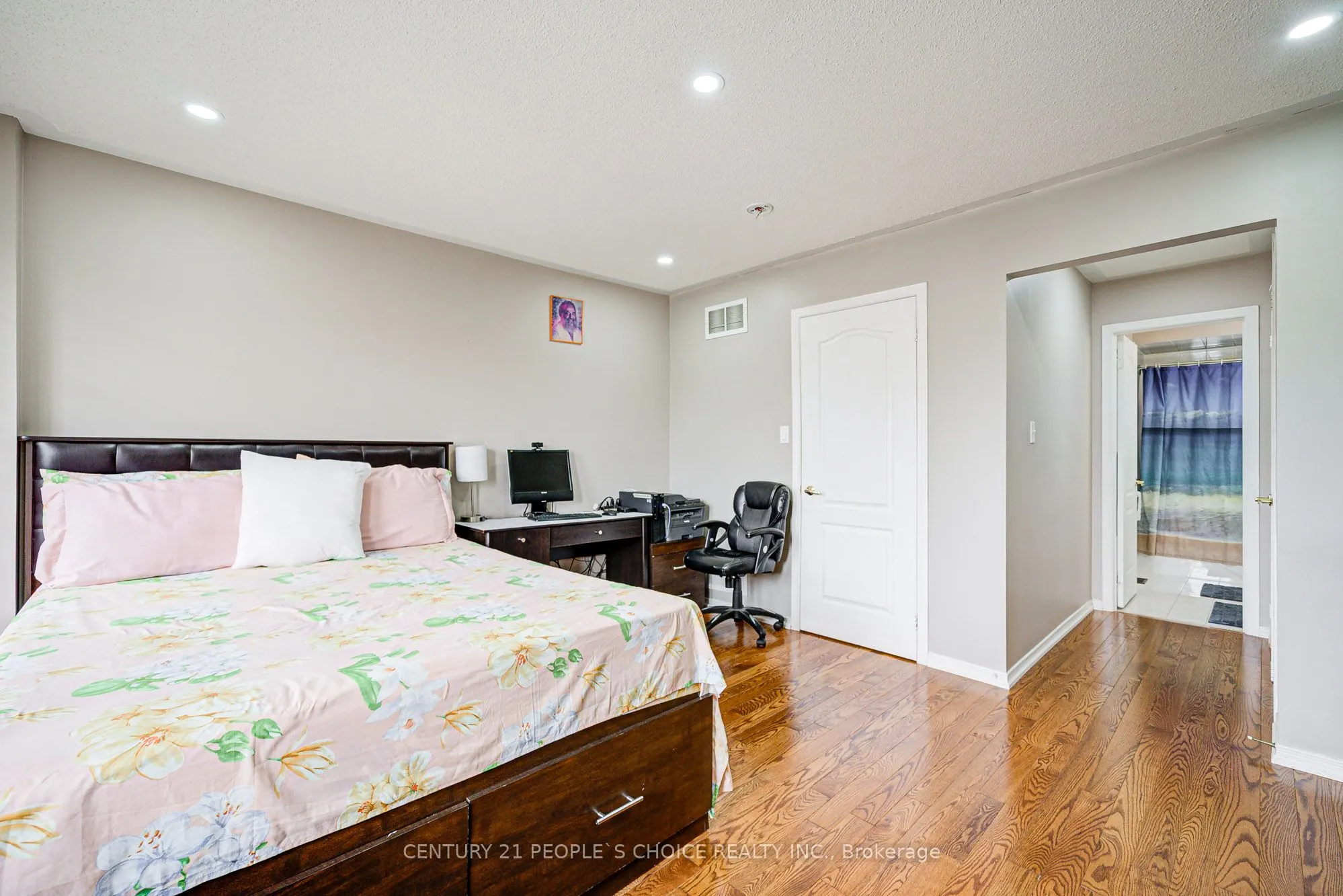 7 Heathbrook Avenue