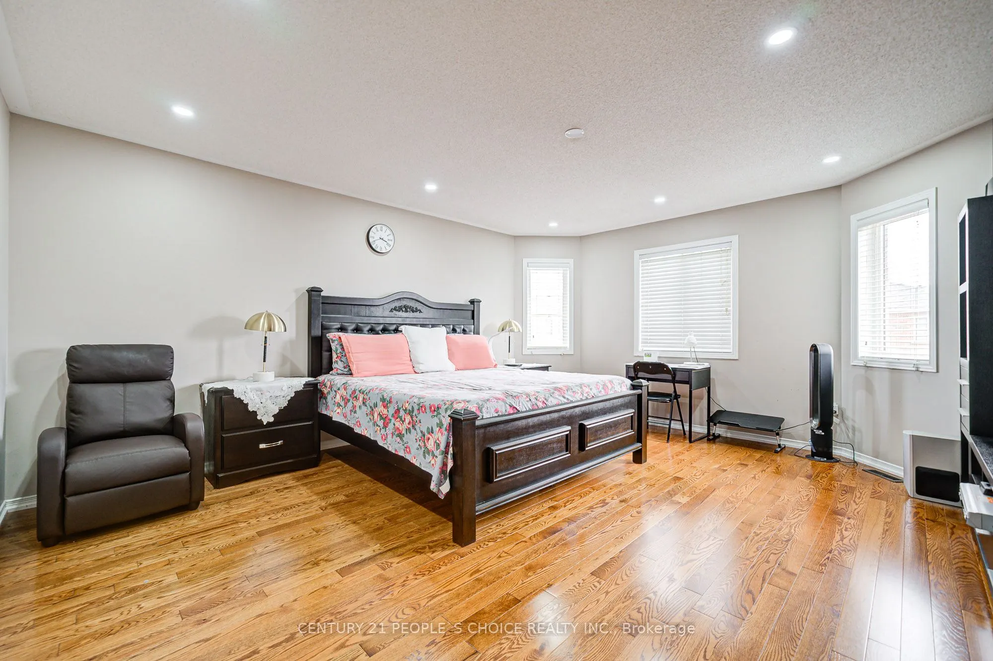 7 Heathbrook Avenue