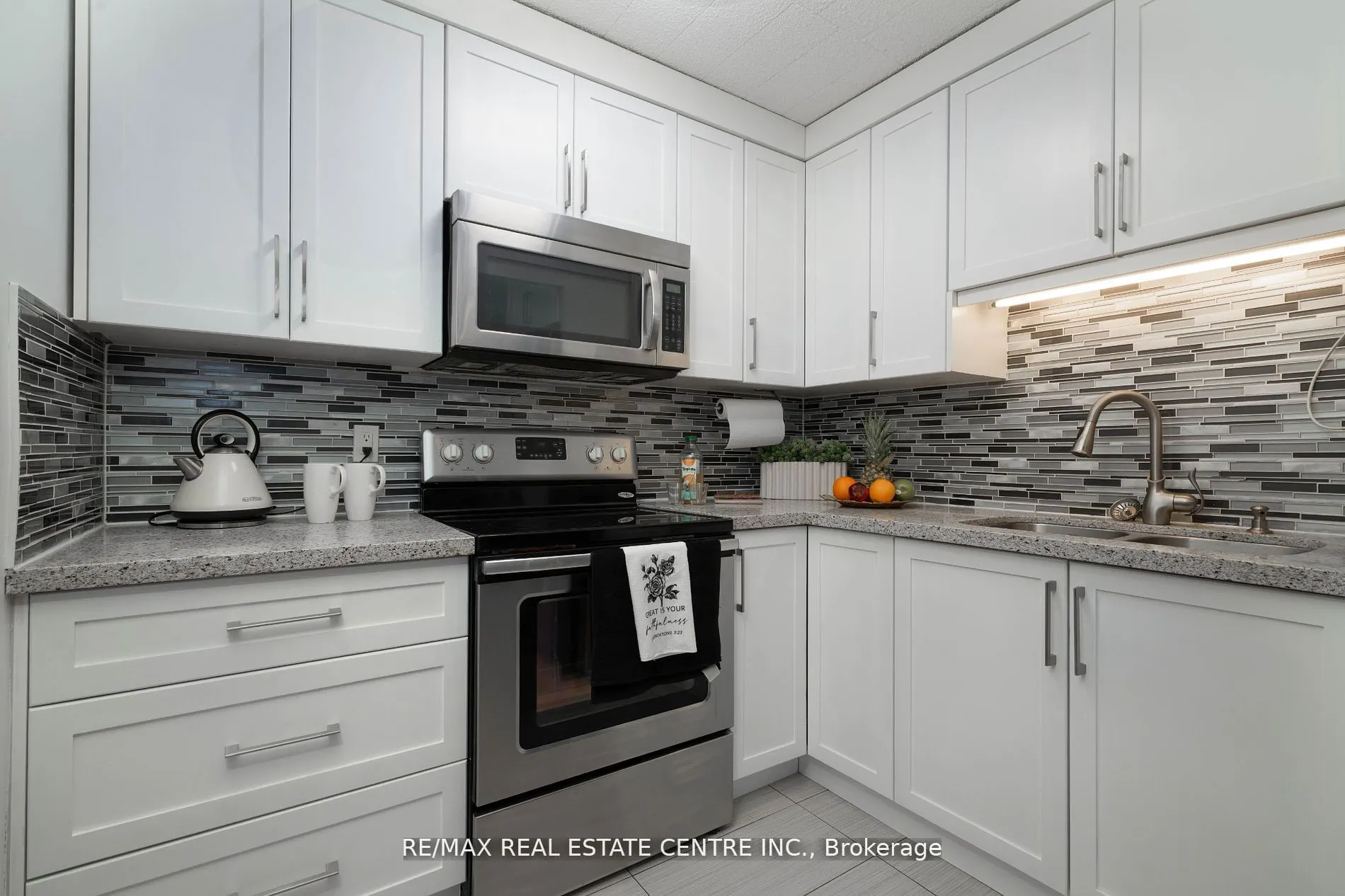 3621 Lakeshore Boulevard, #504