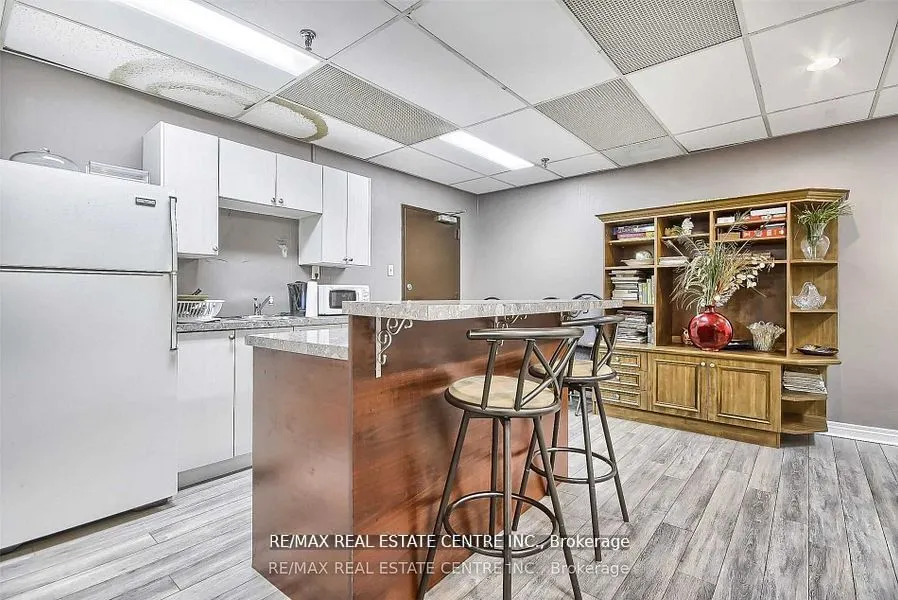 3621 Lakeshore Boulevard, #504