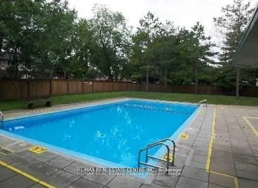 3621 Lakeshore Boulevard, #504