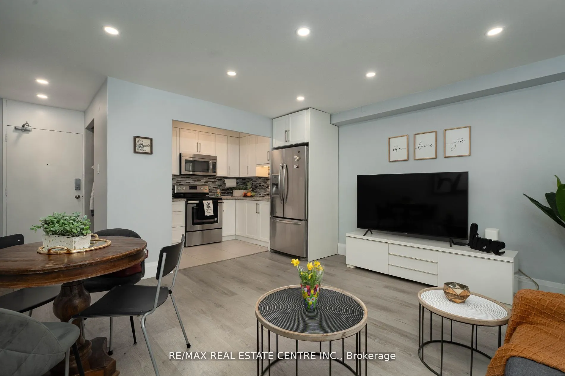 3621 Lakeshore Boulevard, #504