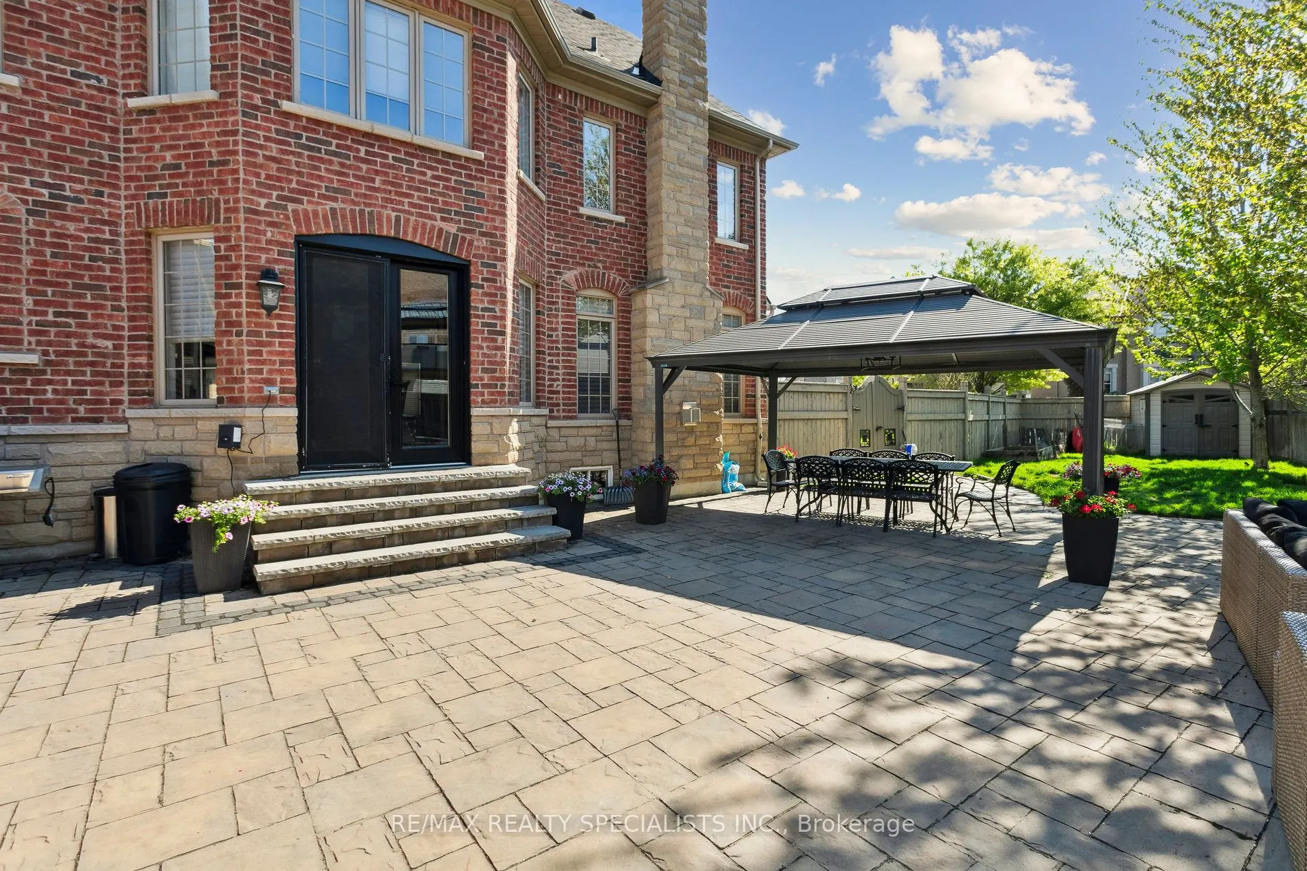 9 Flanders Road