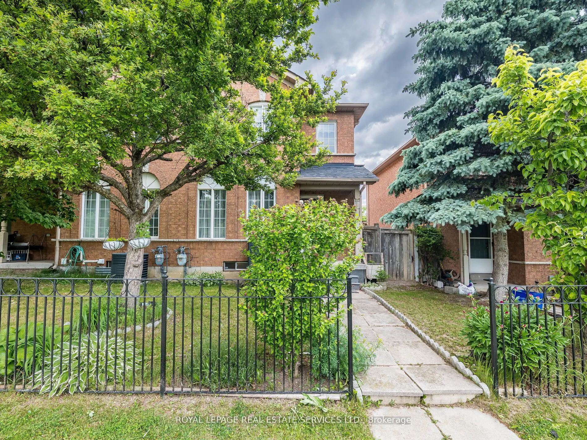 57 Brickyard Way, #60