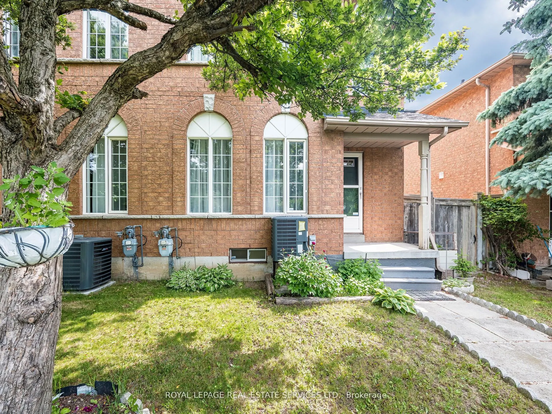 57 Brickyard Way, #60