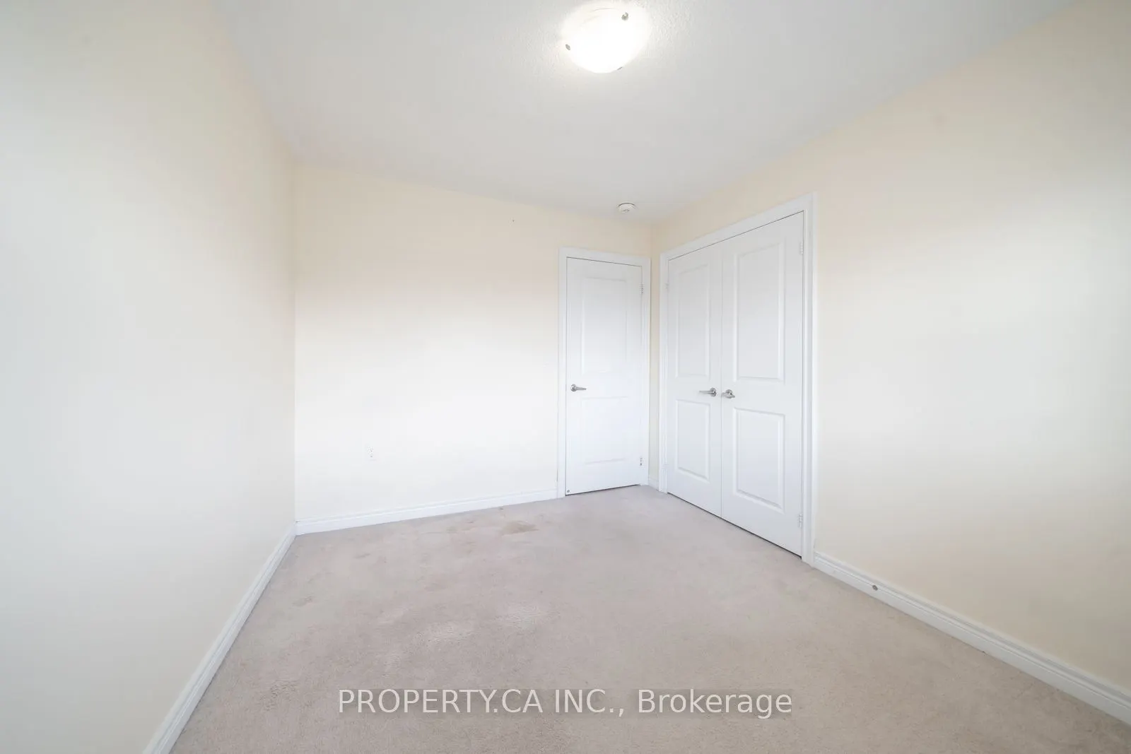 7 Forsyth Crescent