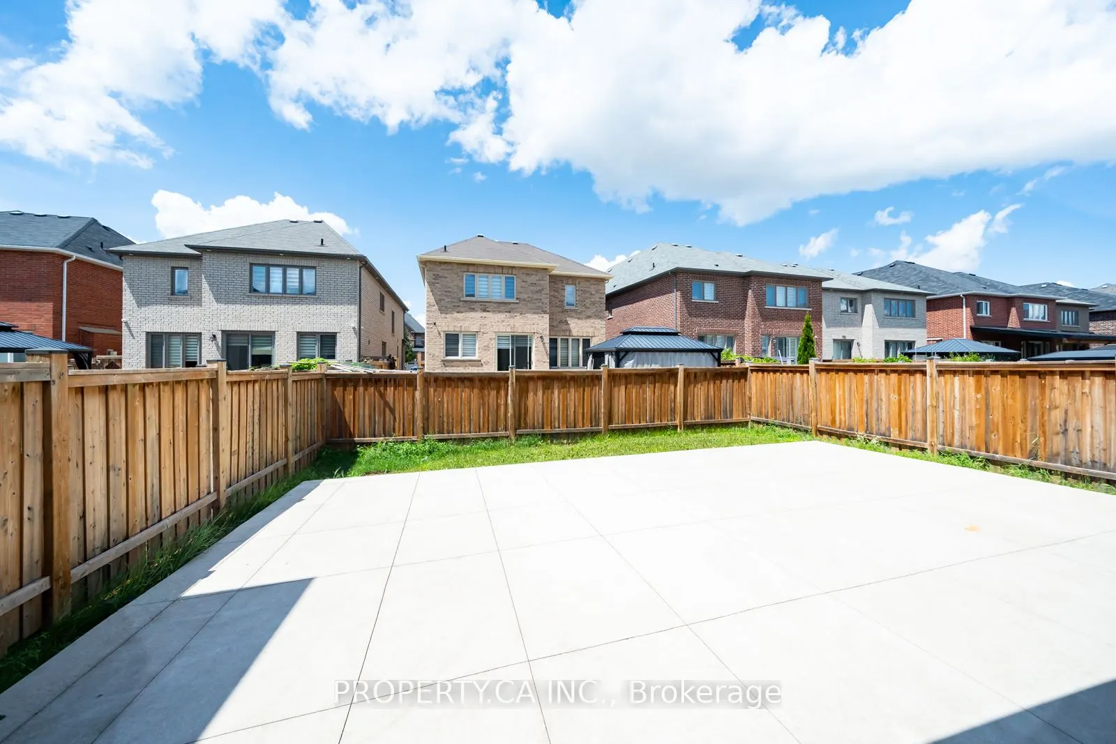 7 Forsyth Crescent