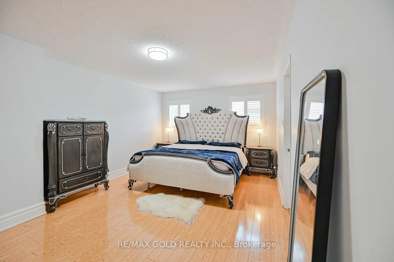 1 Bumblebee Crescent