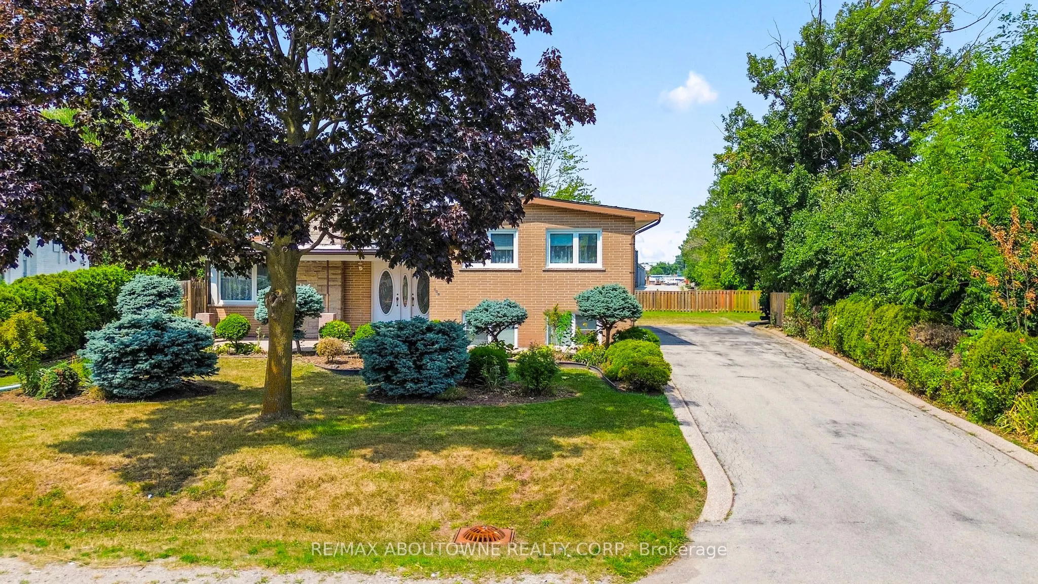 517 Pinegrove Road