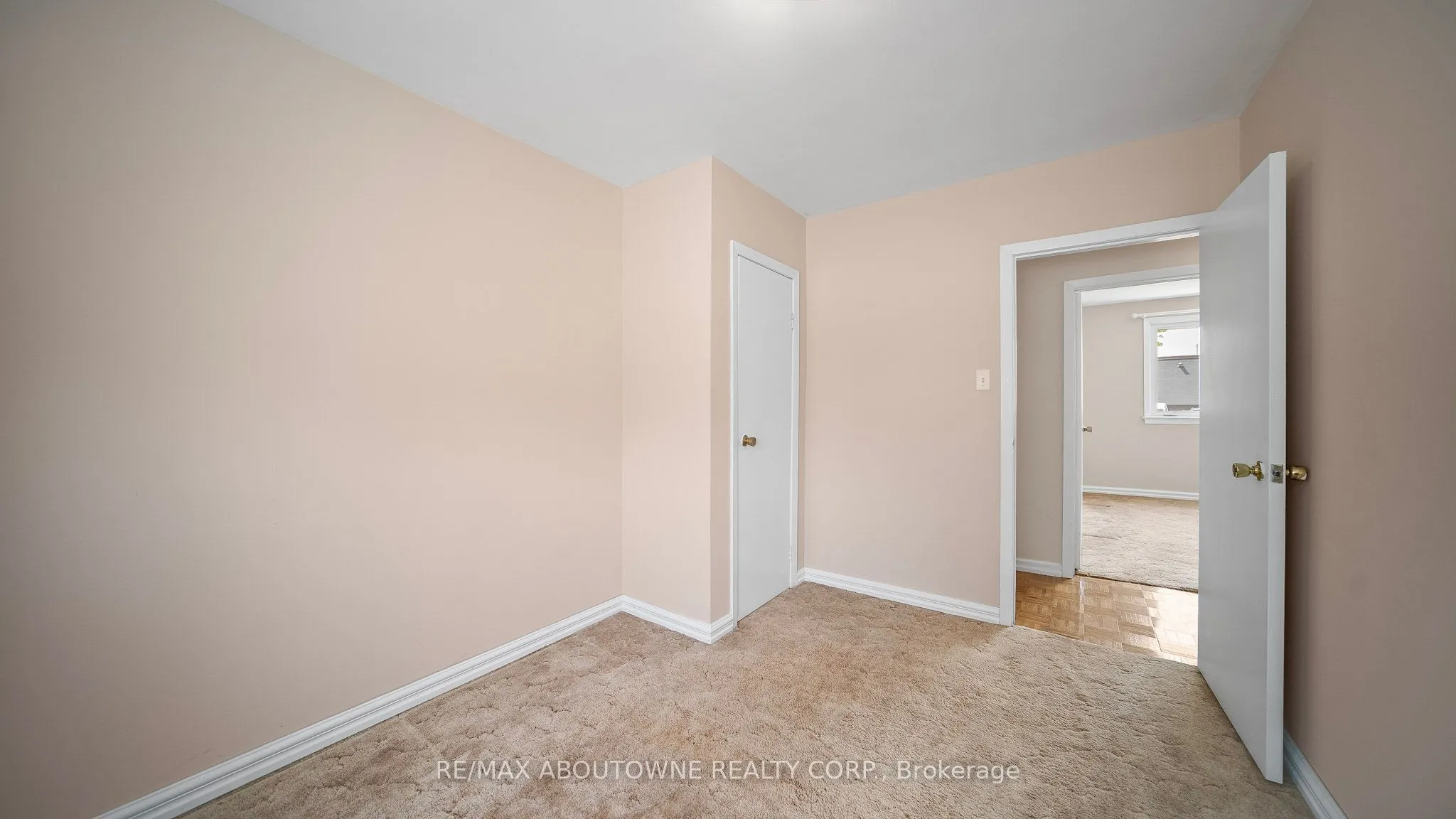 517 Pinegrove Road