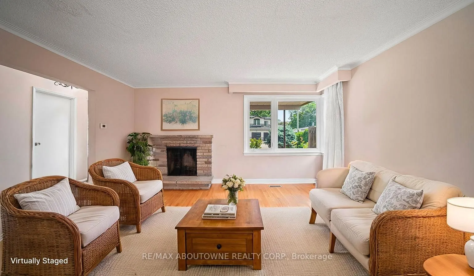517 Pinegrove Road