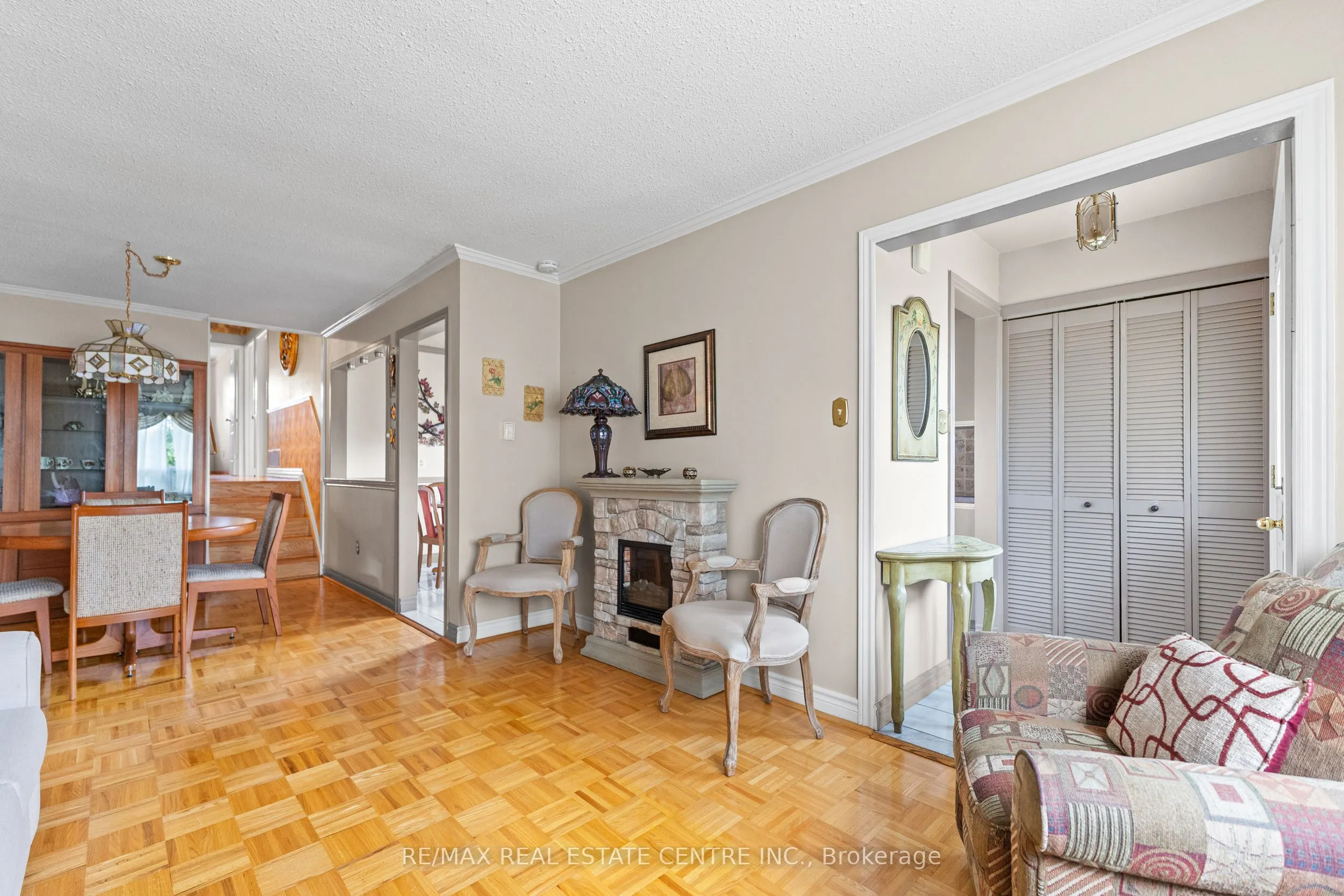 48 Marblehead Crescent