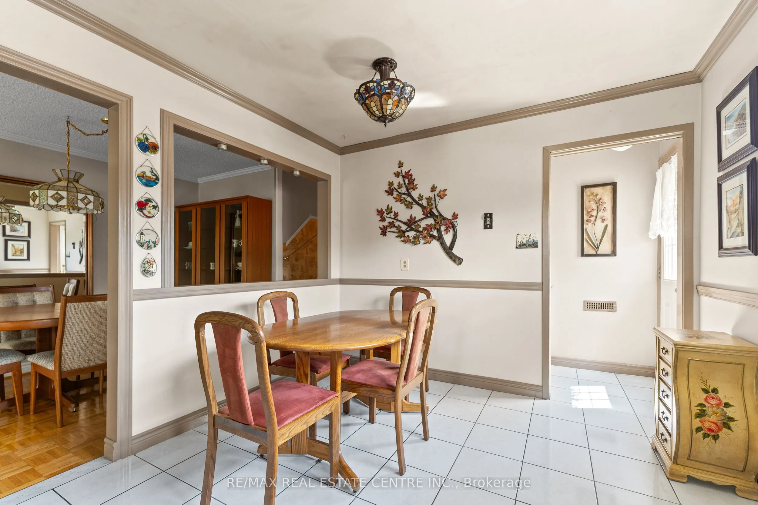 48 Marblehead Crescent
