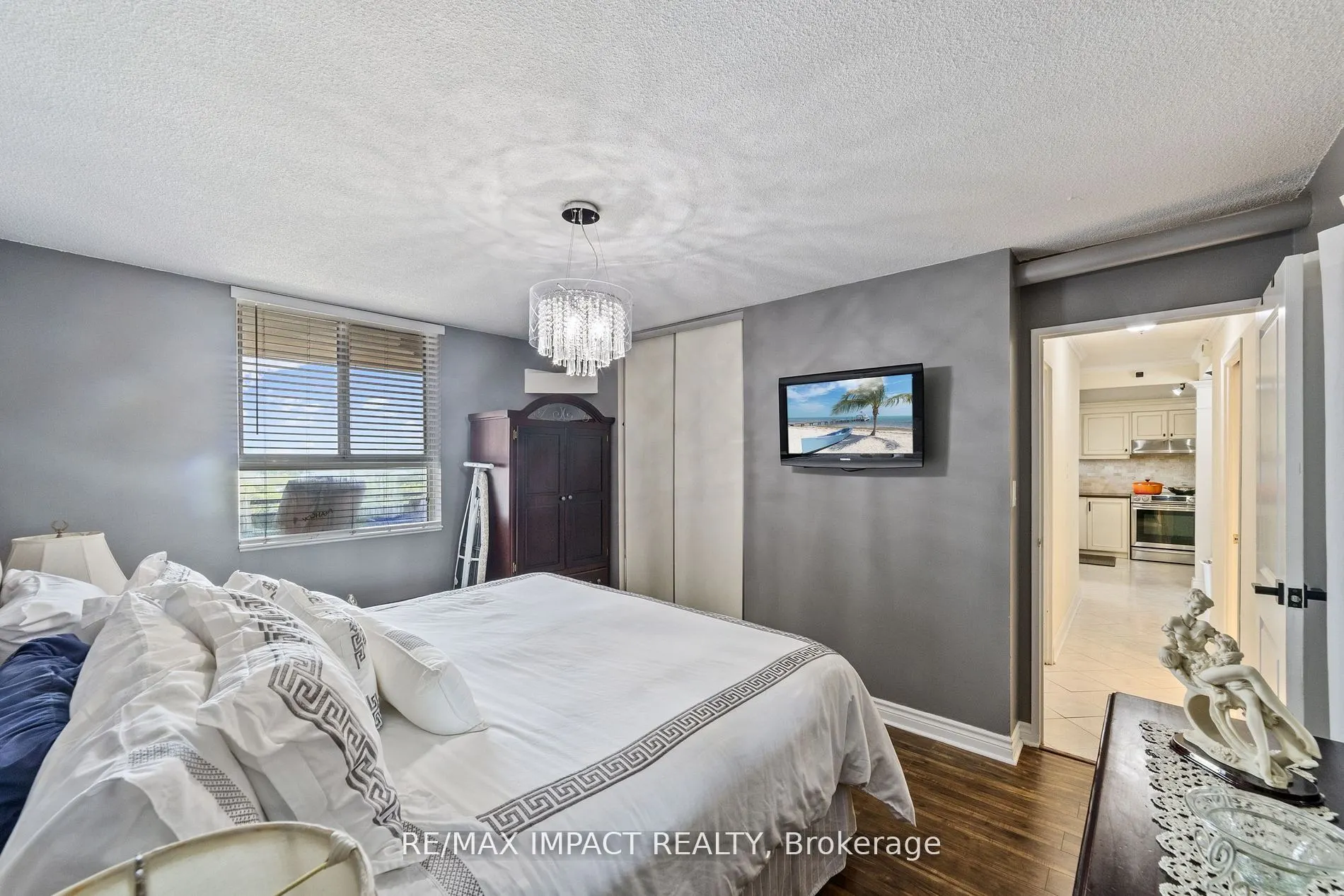 234 Albion Road, #1809