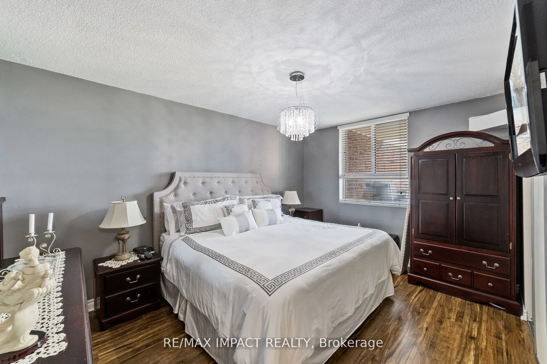 234 Albion Road, #1809