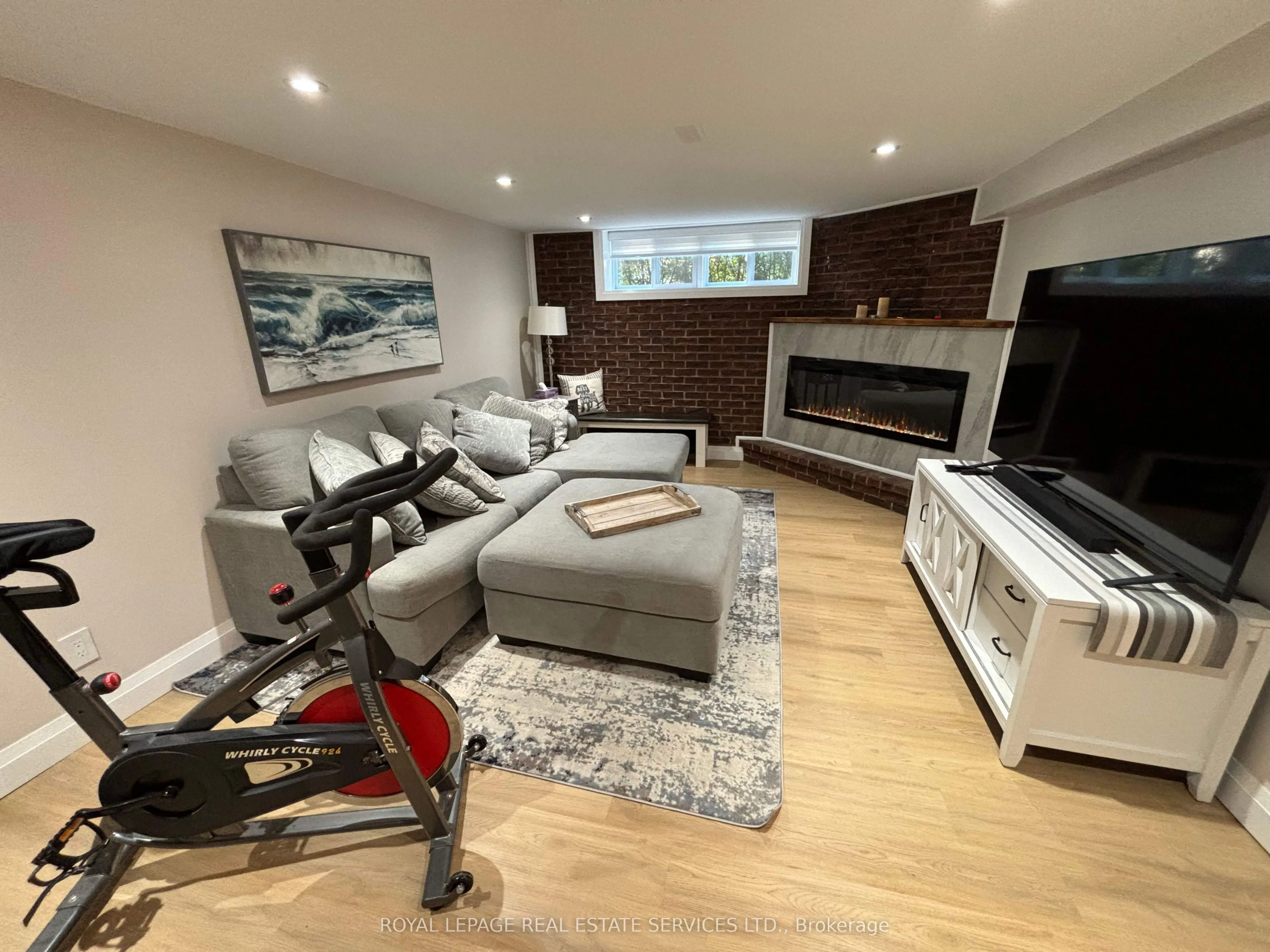 12 Warlingham Court