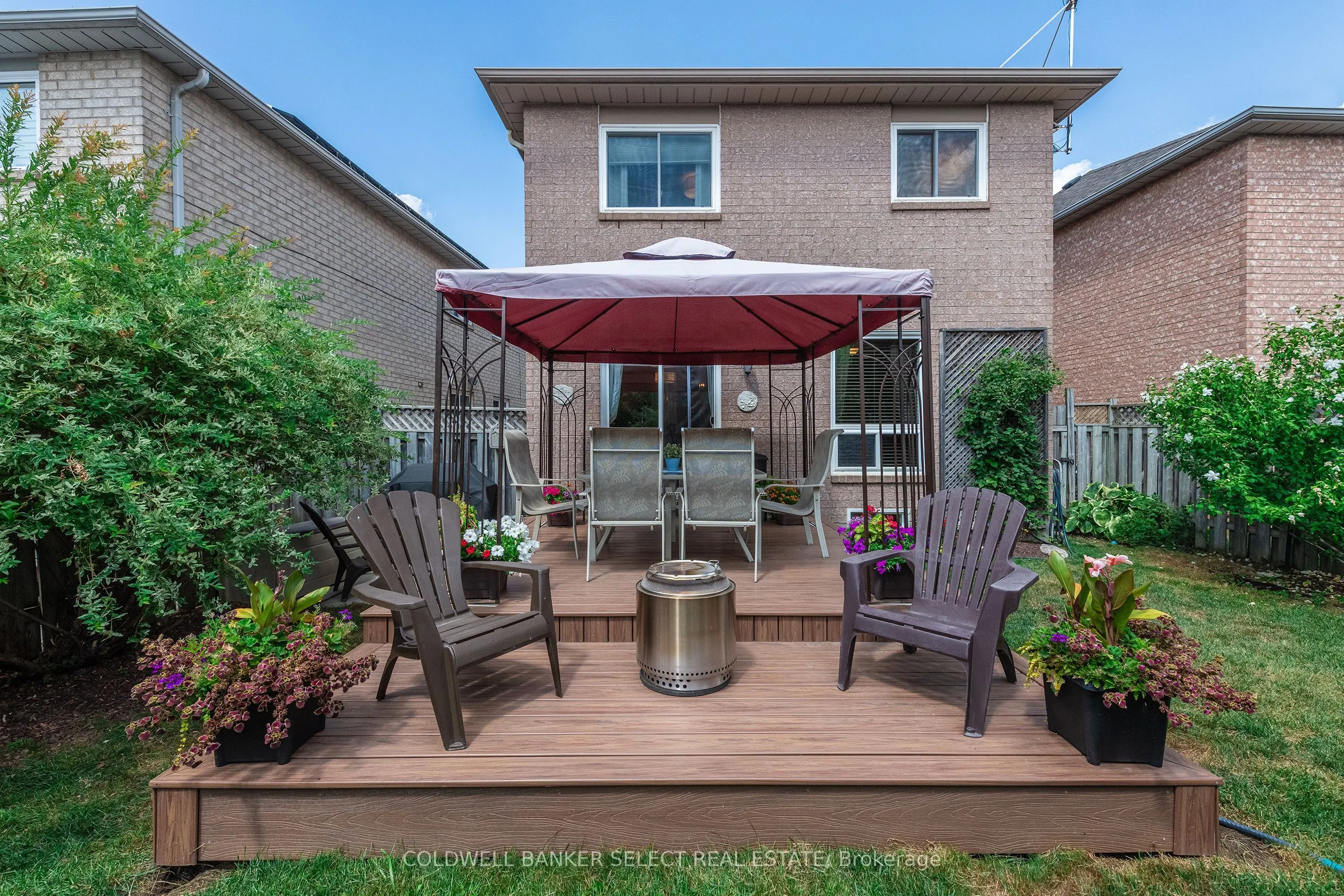 17 Saddletree Trail