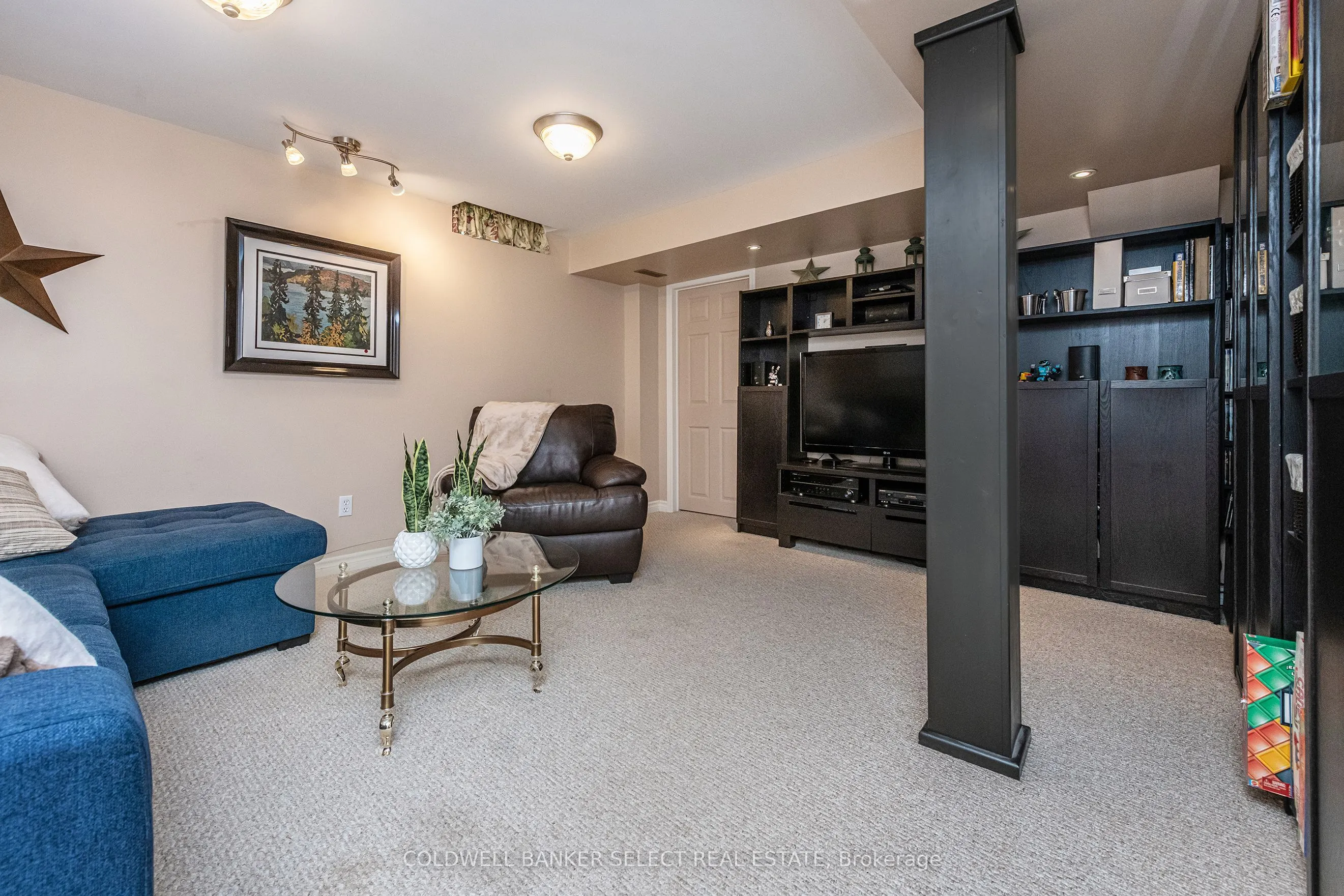 17 Saddletree Trail