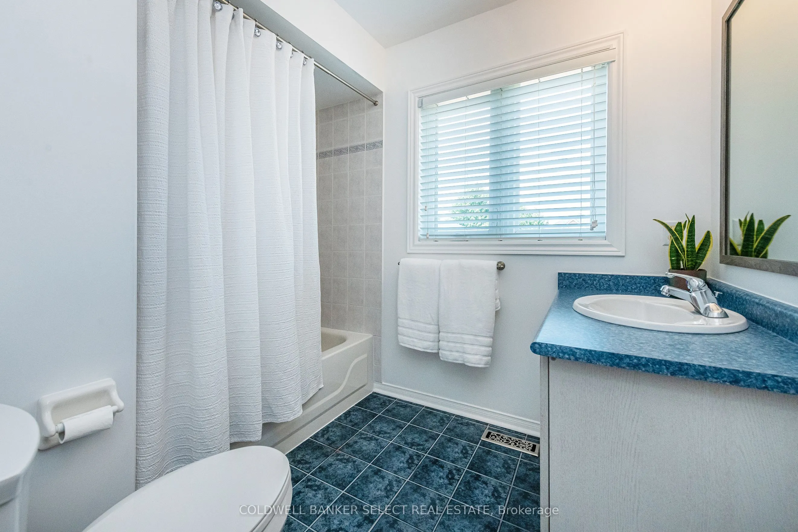 17 Saddletree Trail