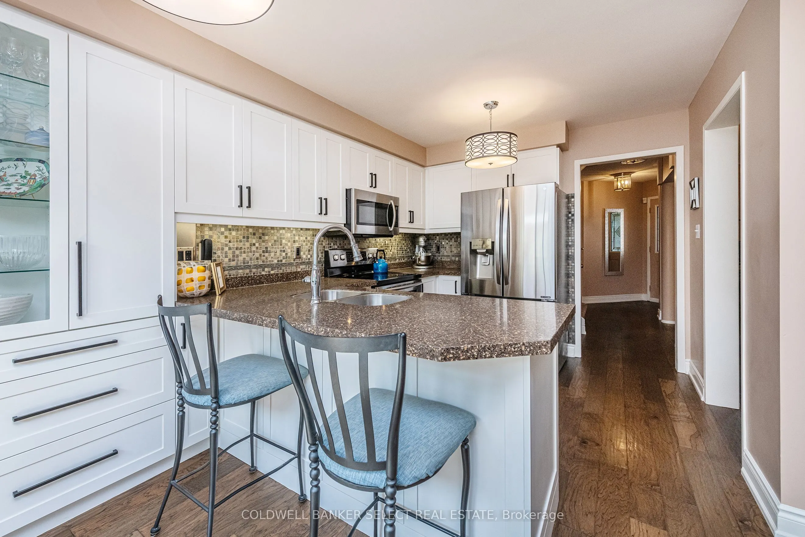 17 Saddletree Trail