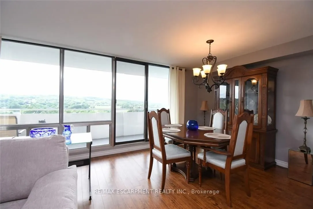2055 UPPER MIDDLE Road, #1610