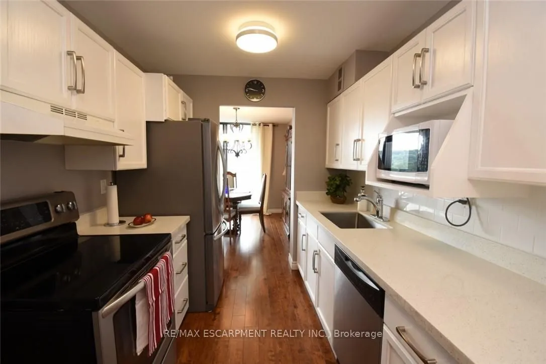 2055 UPPER MIDDLE Road, #1610