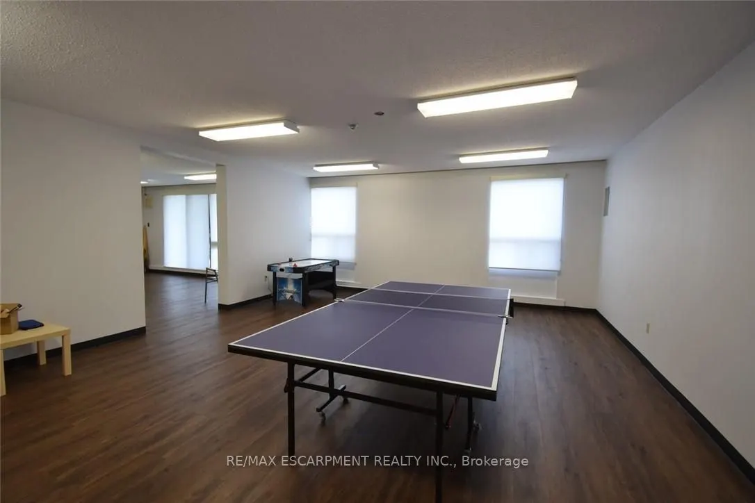 2055 UPPER MIDDLE Road, #1610