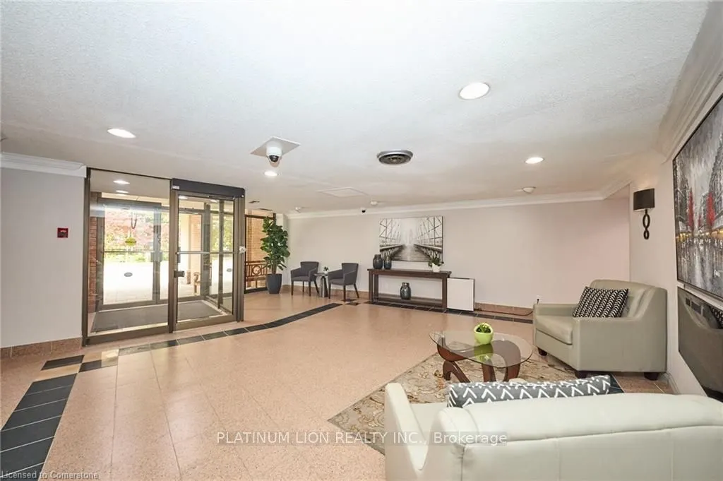 1240 Marlborough Court, #504