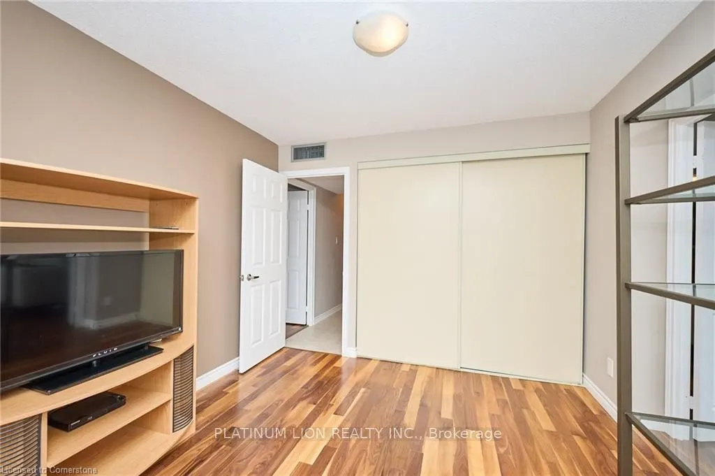 1240 Marlborough Court, #504
