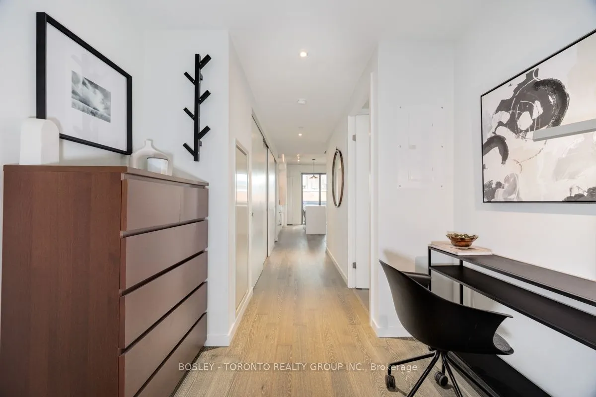 383 Sorauren Avenue, #308