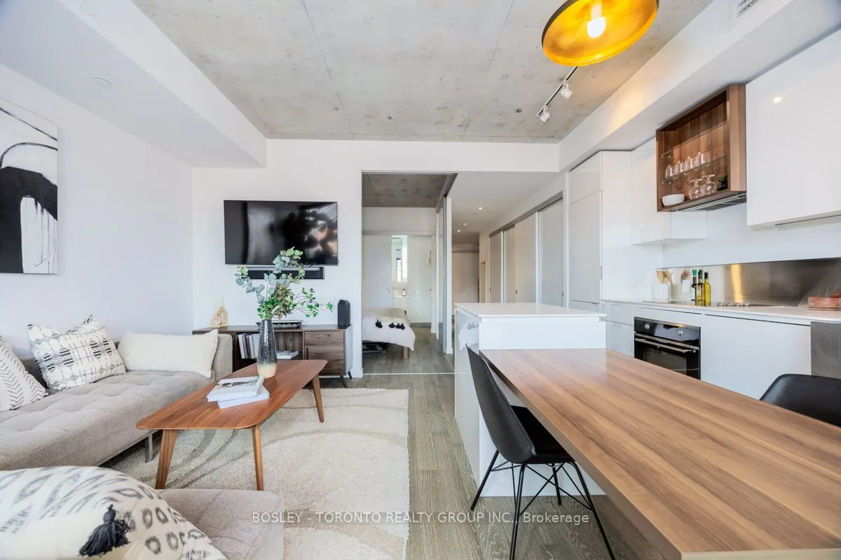 383 Sorauren Avenue, #308