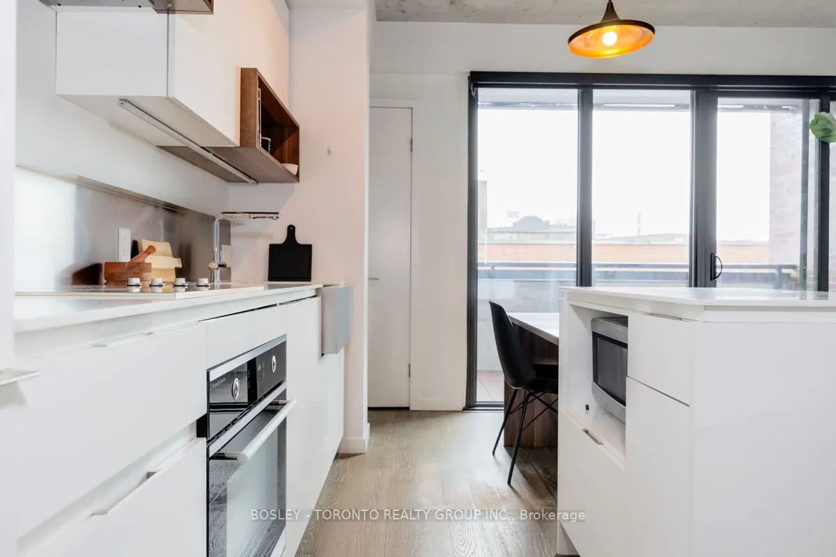 383 Sorauren Avenue, #308