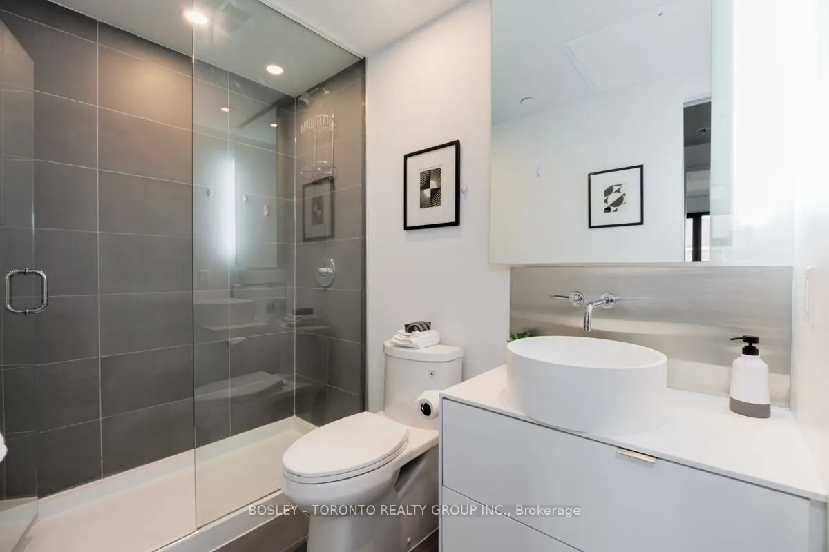 383 Sorauren Avenue, #308