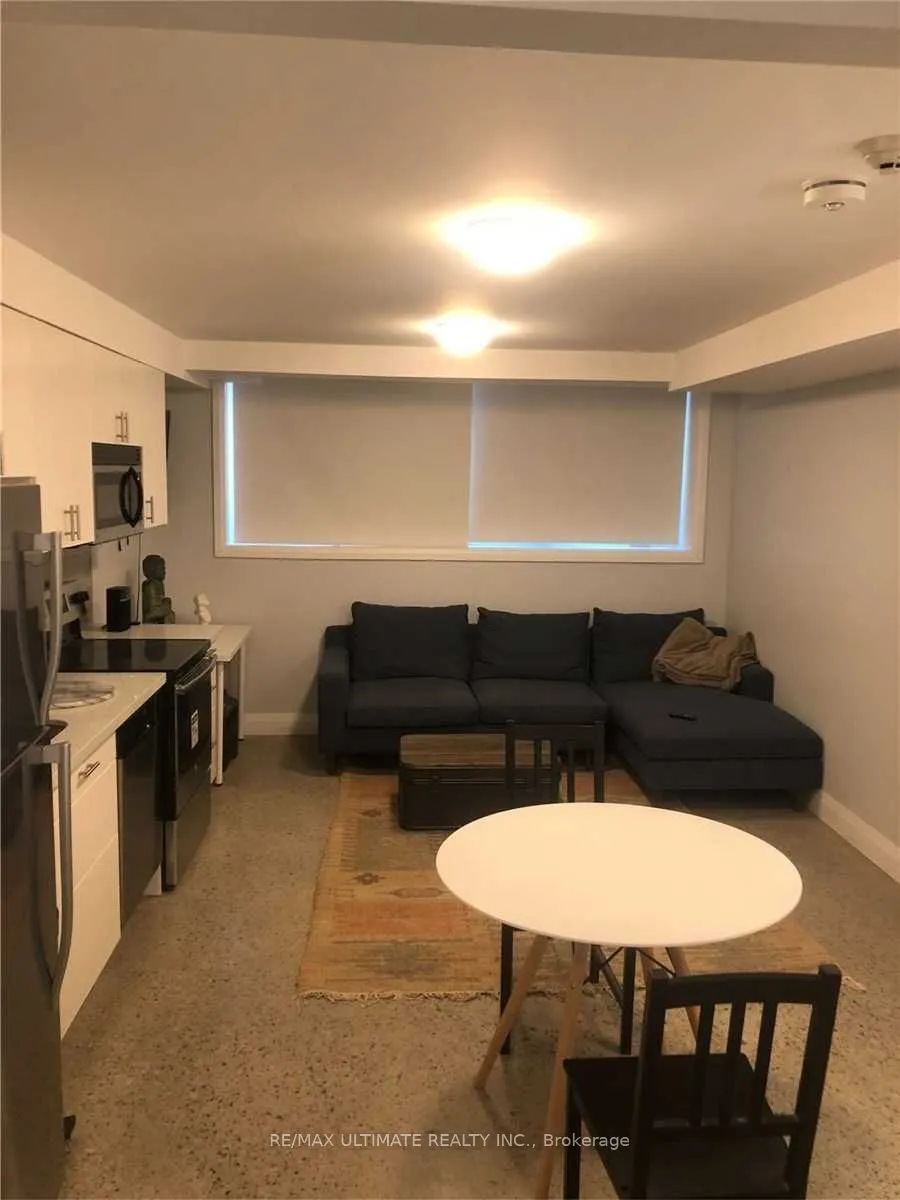 230 South Kingsway, #10