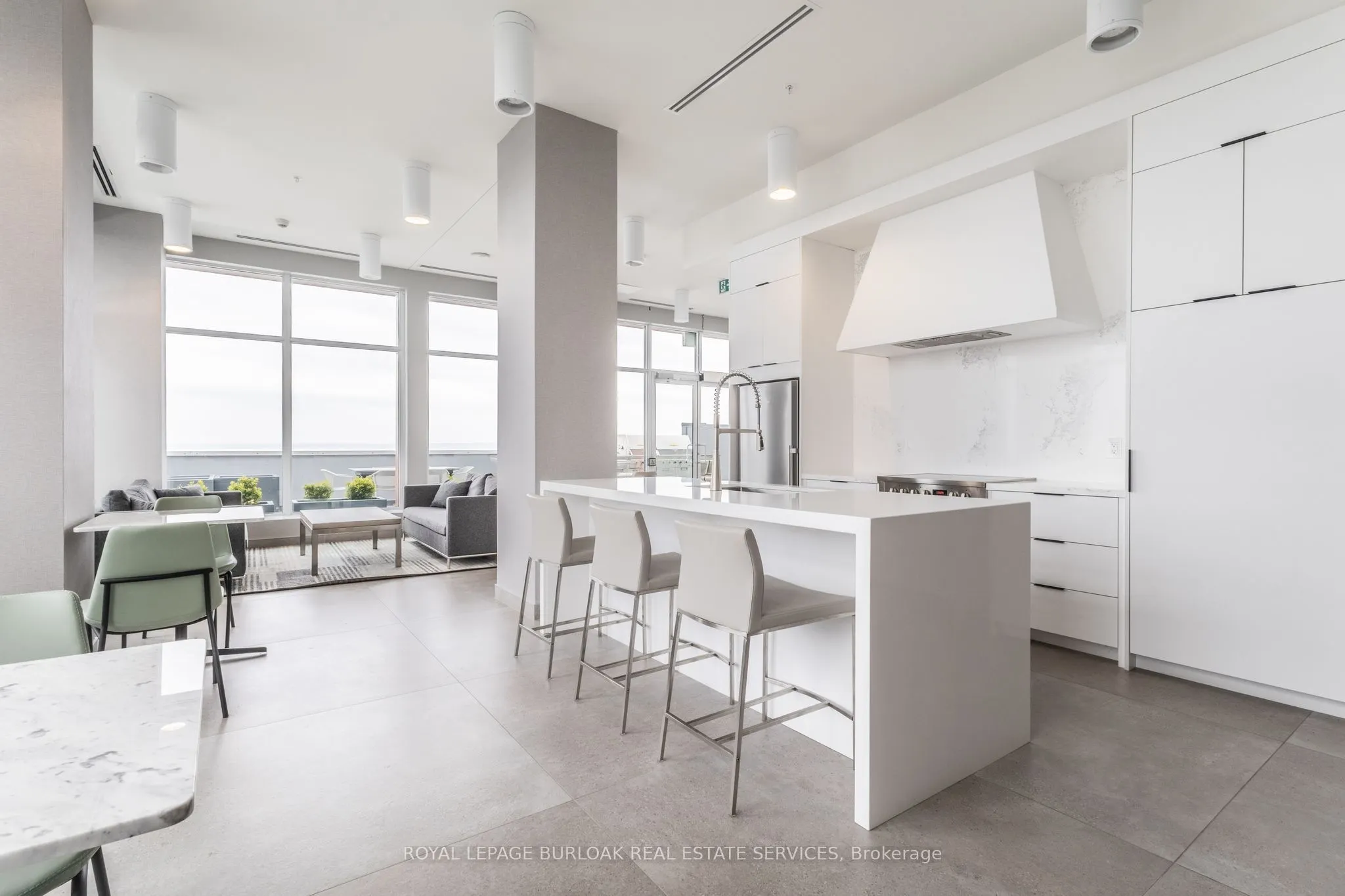 500 Brock Avenue, #701