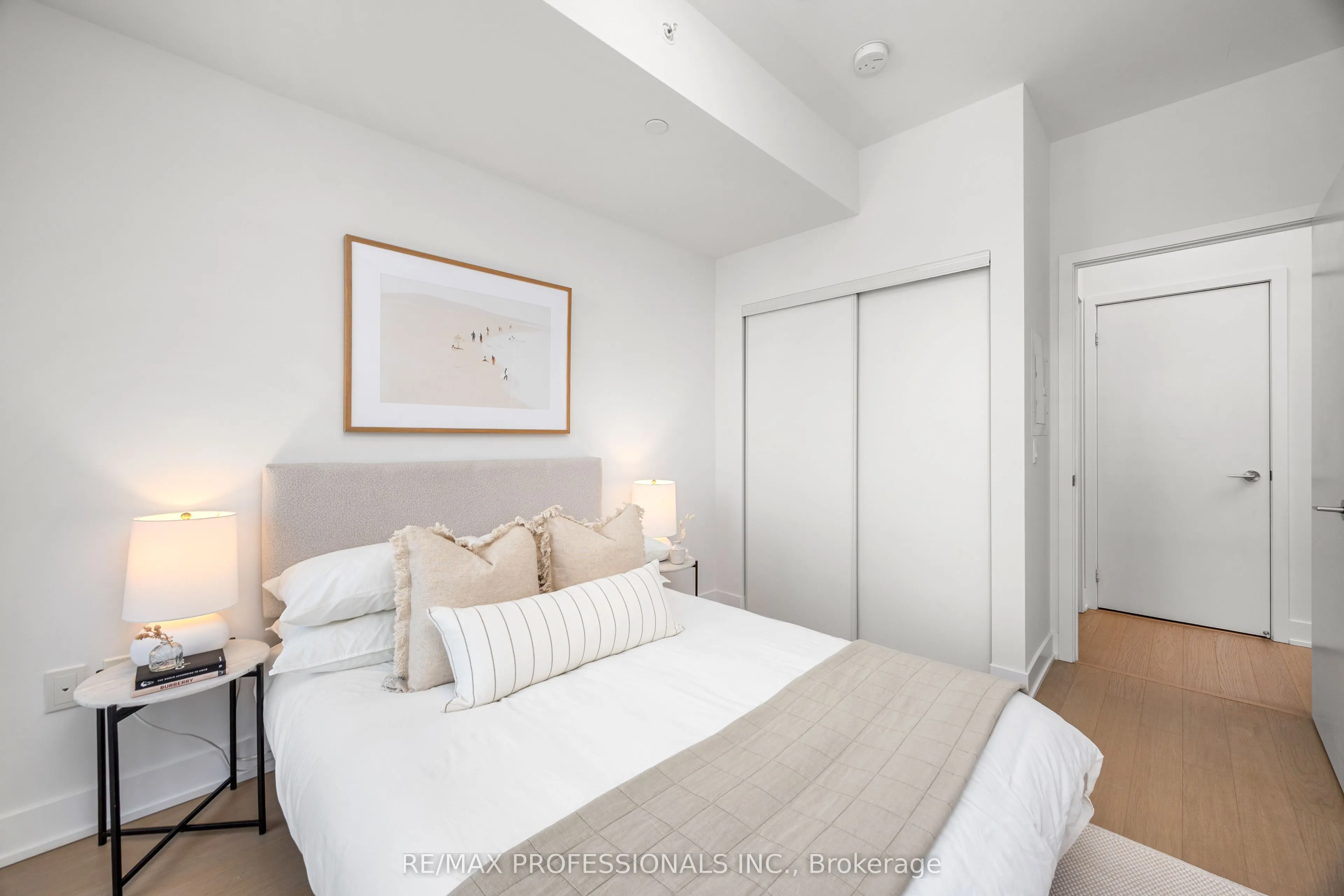 20 Shore Breeze Drive, #1406
