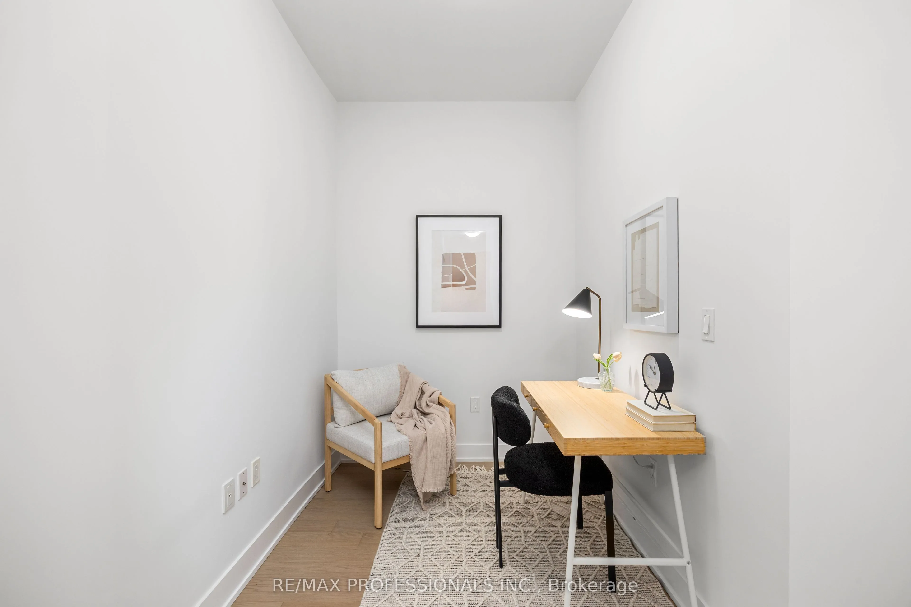 20 Shore Breeze Drive, #1406